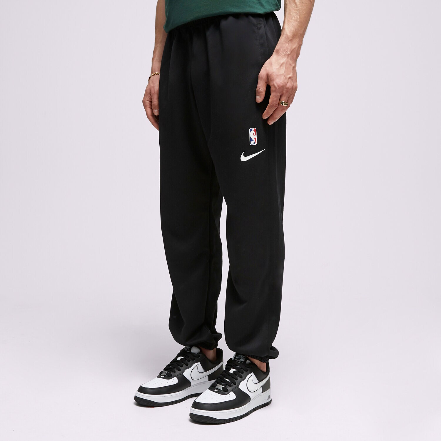 Moški hlače NIKE HLAČE BKN MNK DF SPTLIGHT PNT NBA FB3646-010 črna