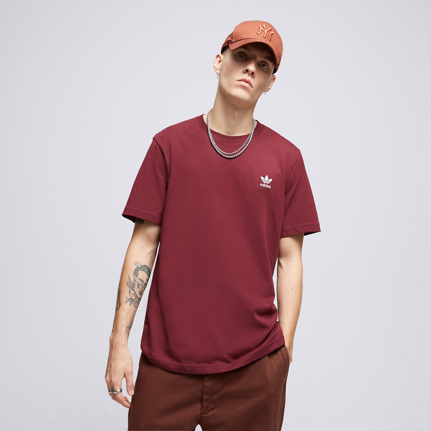 Moška majica s kratkimi rokavi ADIDAS T-SHIRT ESSENTIAL TEE II5794 bordo