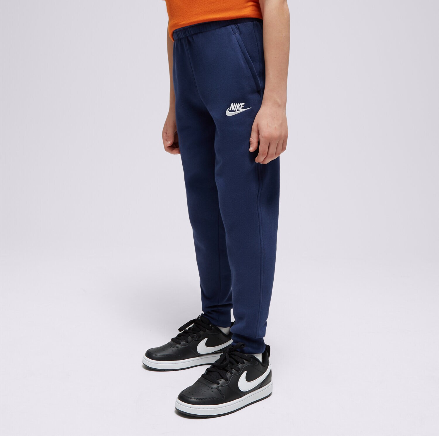 Otroški hlače NIKE HLAČE NIKE CLUB FLEECE BOY FD3008-410 mornarsko modra