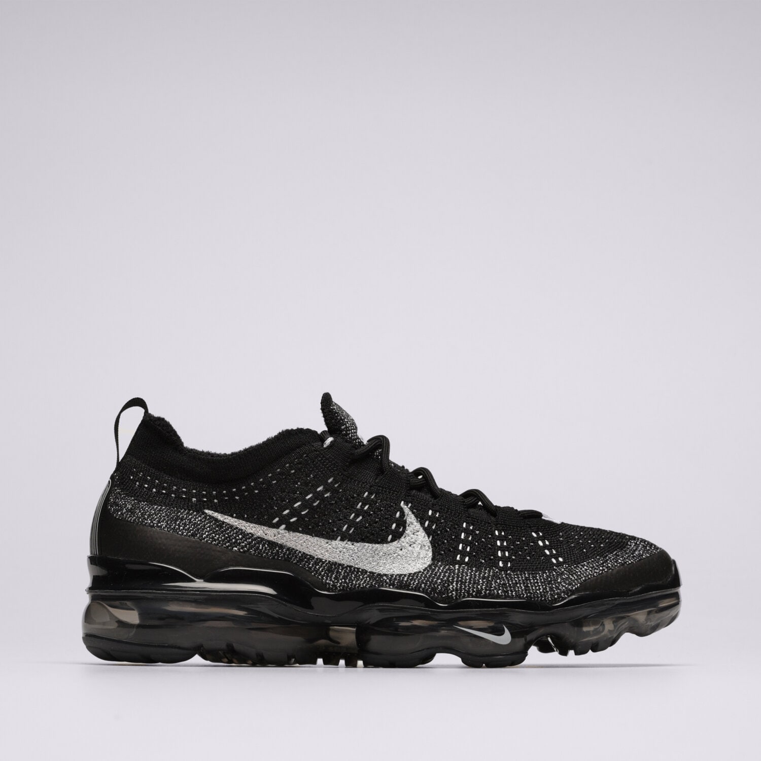 Moški superge NIKE AIR VAPORMAX 2023 FK DV1678-001 črna