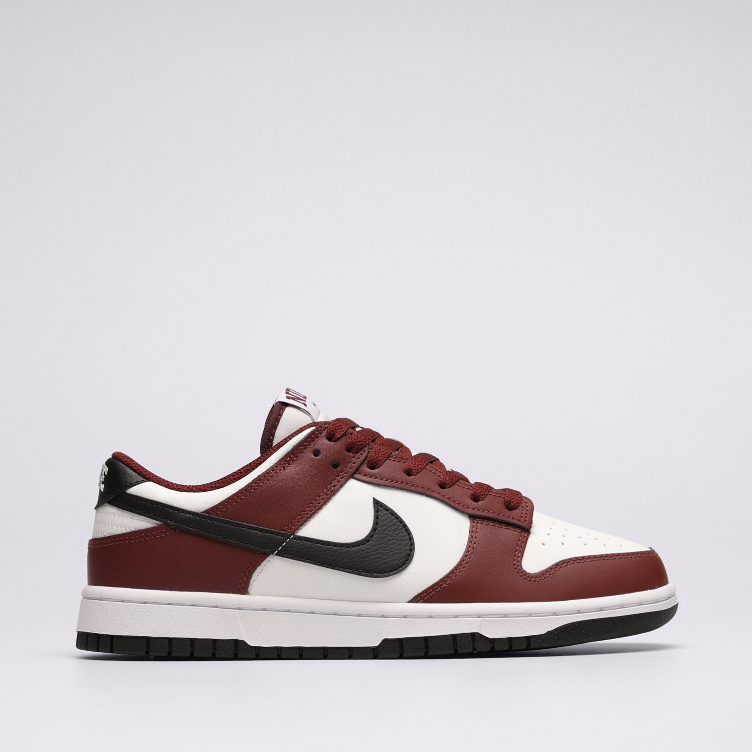 Moški superge NIKE DUNK LOW FZ4616-600 bela