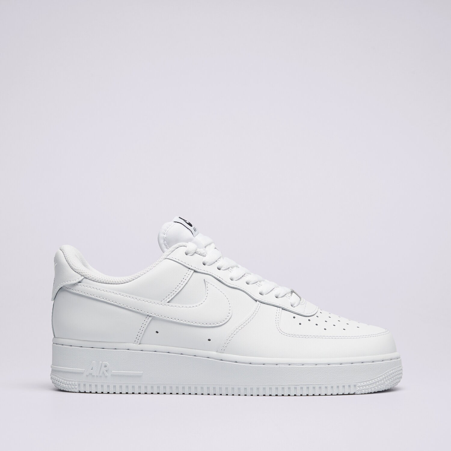 Moški superge NIKE AIR FORCE 1 '07 EasyOn  FD1146-100 bela