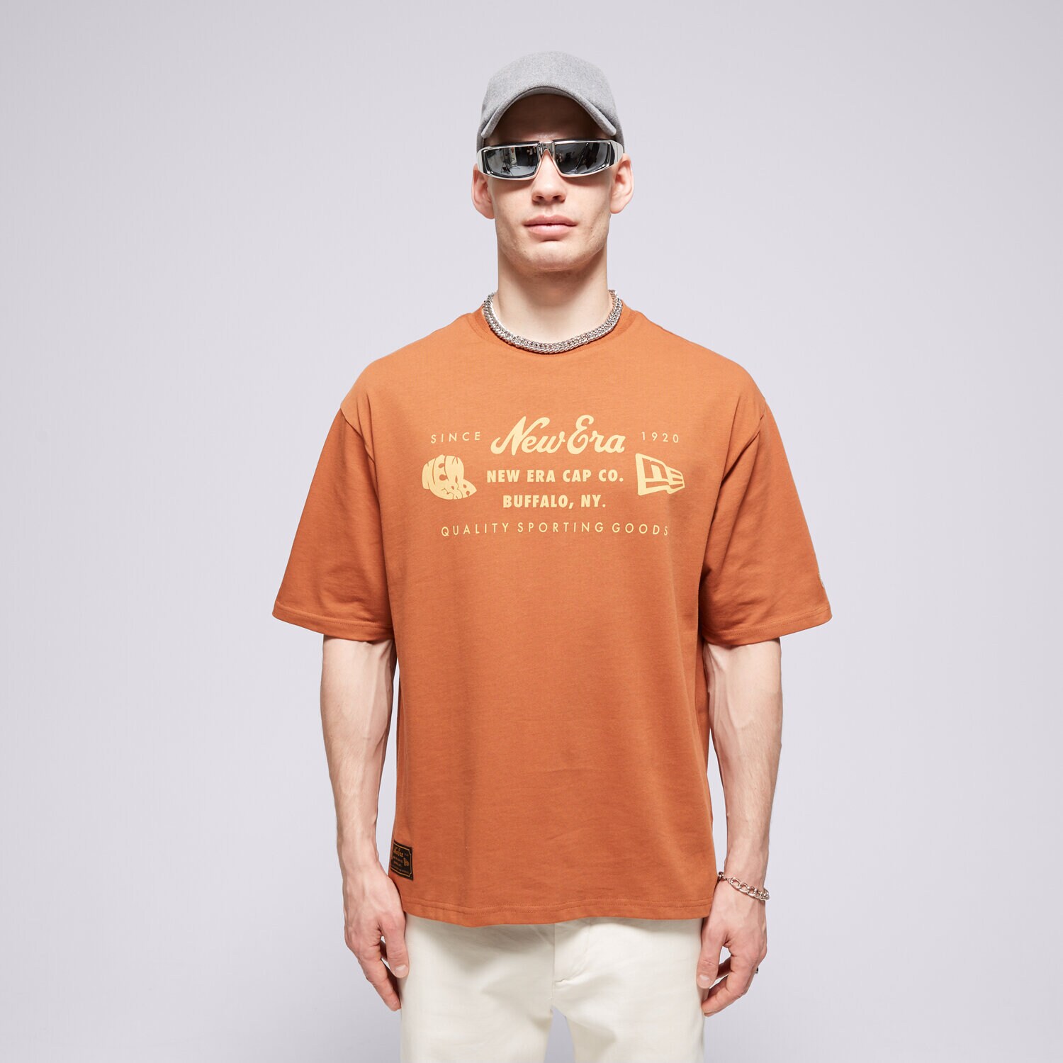 Moška majica s kratkimi rokavi NEW ERA T-SHIRT NE HERITAGE PATCH OS NONE 60435368 rjava