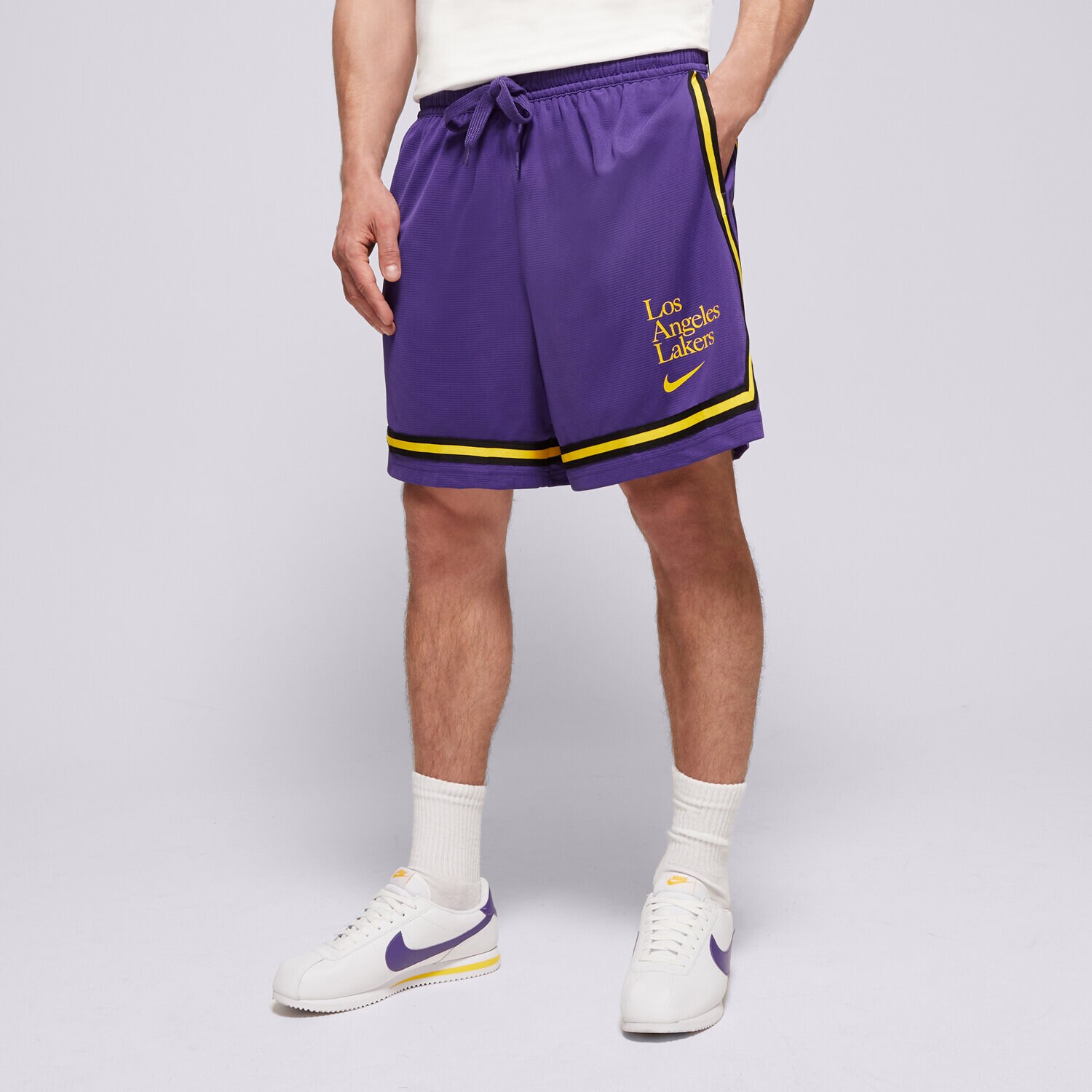 Ženske kratke hlače NIKE KRATKE HLAČE LAL WNK DF FLY CRSSOVR SHR GX NBA FD8962-504 vijolična