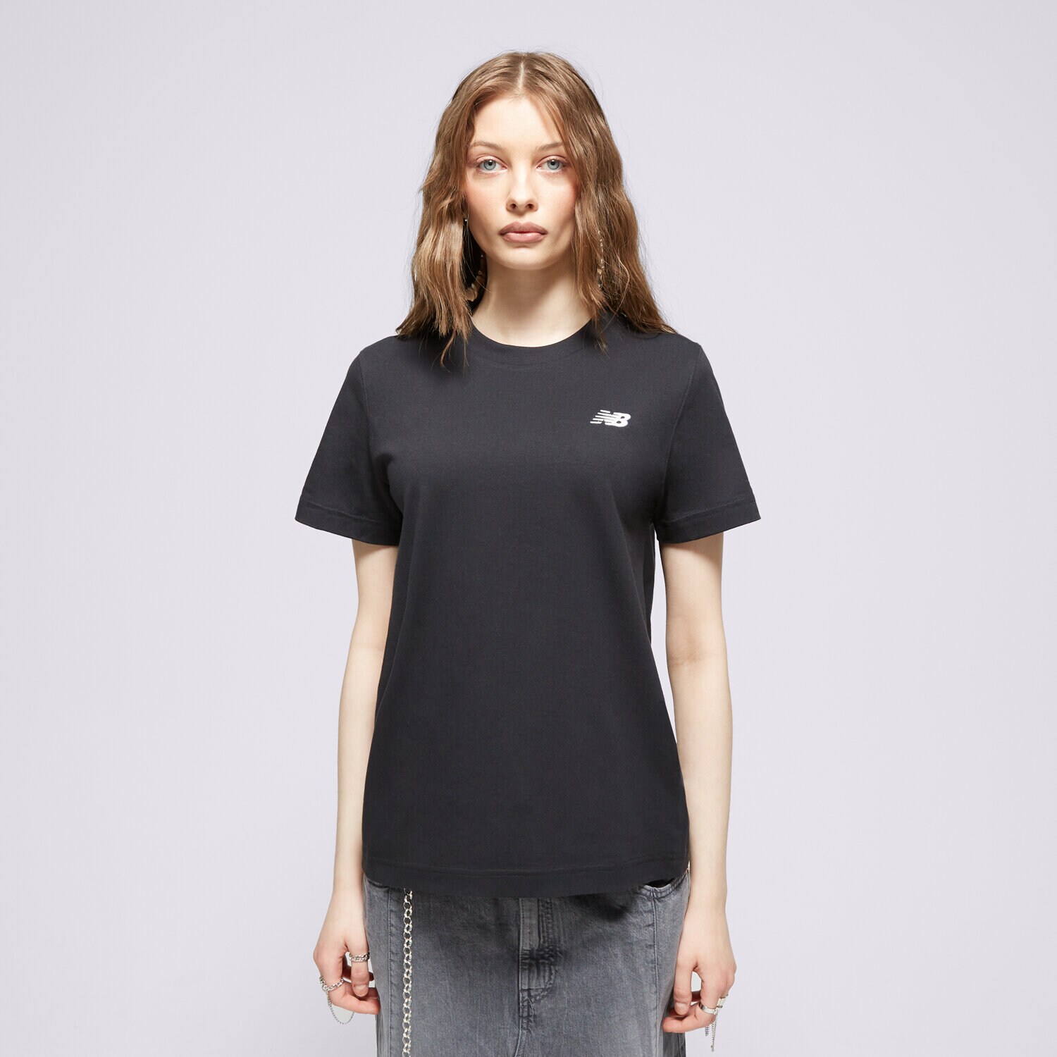 Ženska majica s kratkimi rokavi NEW BALANCE T-SHIRT JERSEY SMALL LOGO WT41509BK črna
