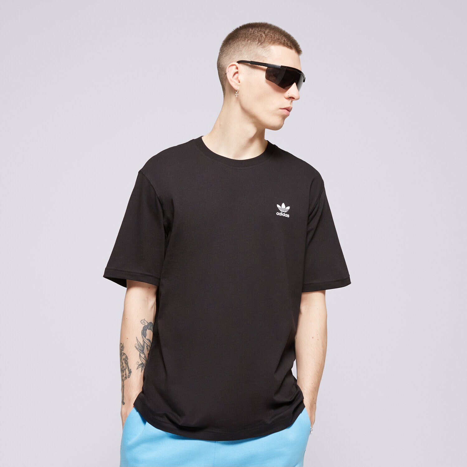 Moška majica s kratkimi rokavi ADIDAS T-SHIRT ESSENTIAL TEE IR9690 črna