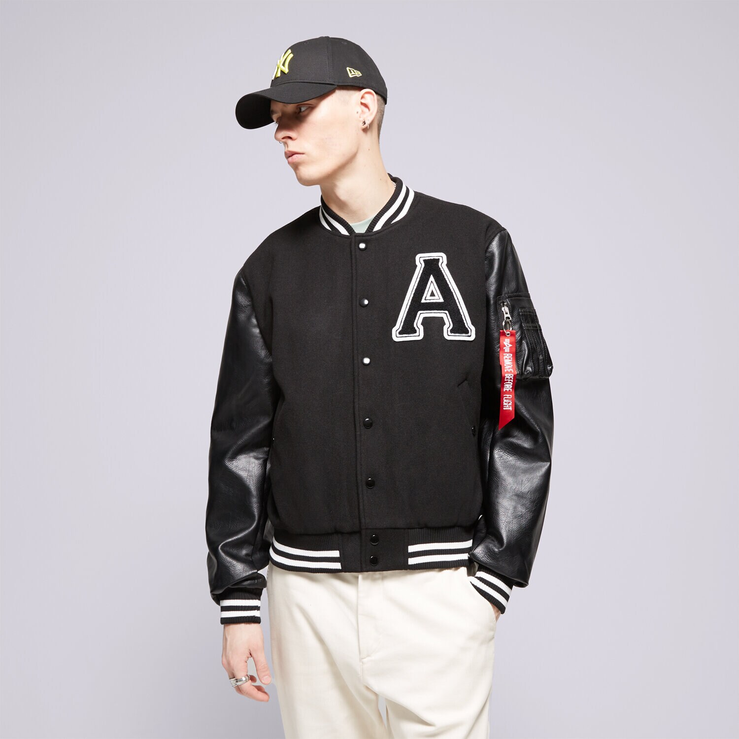 Moška jakna za prehodni čas ALPHA INDUSTRIES JAKNA PU COLLEGE JACKET 14611103 črna