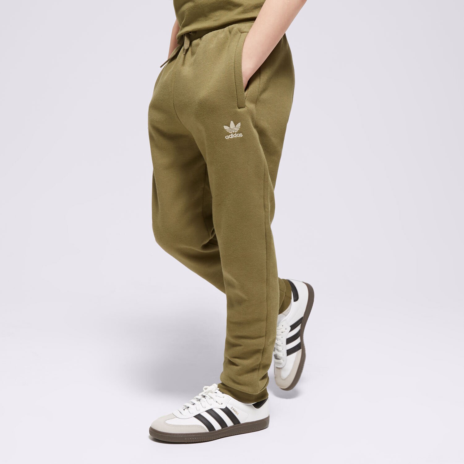 Otroški hlače ADIDAS HLAČE PANTS BOY IP3047 kaki