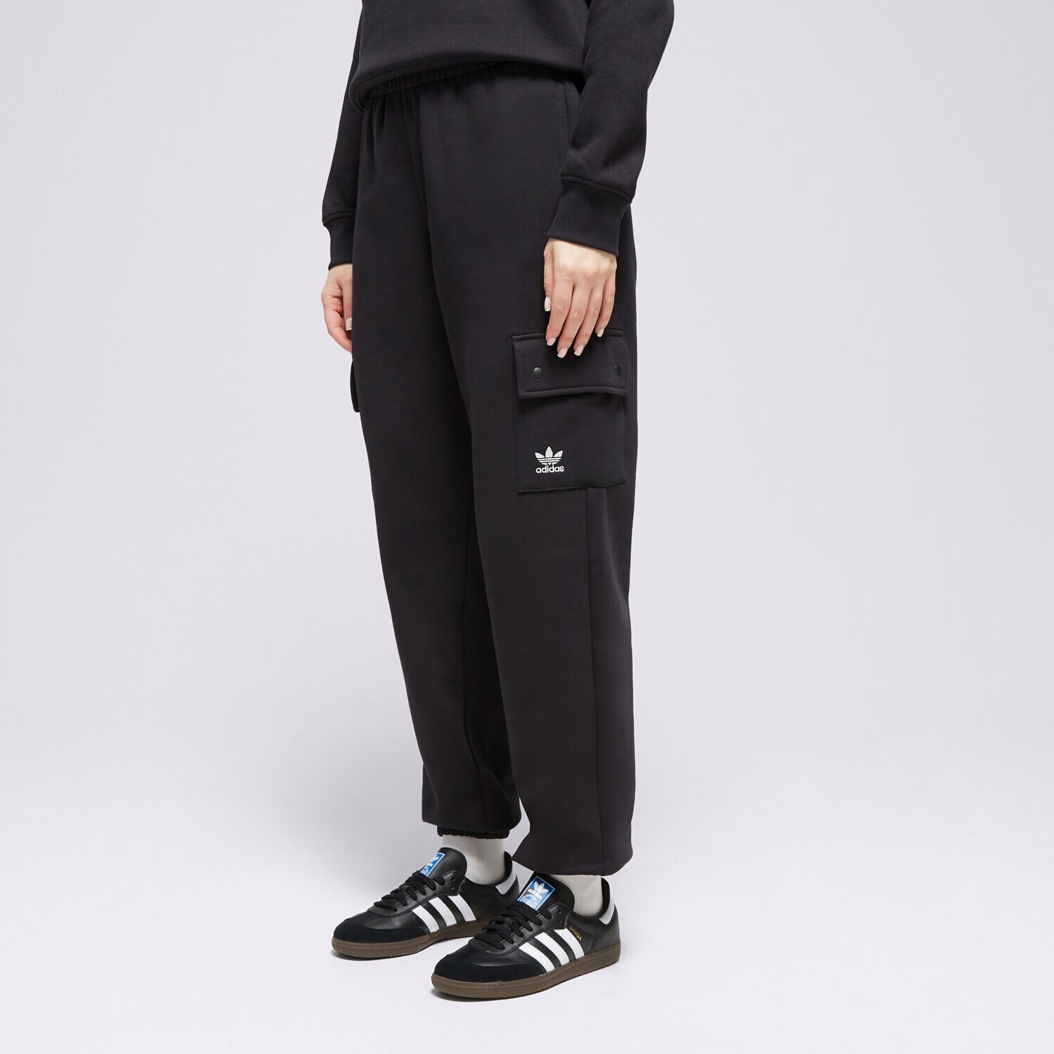 Ženske hlače ADIDAS HLAČE CARGO JOGGER IT7576 črna