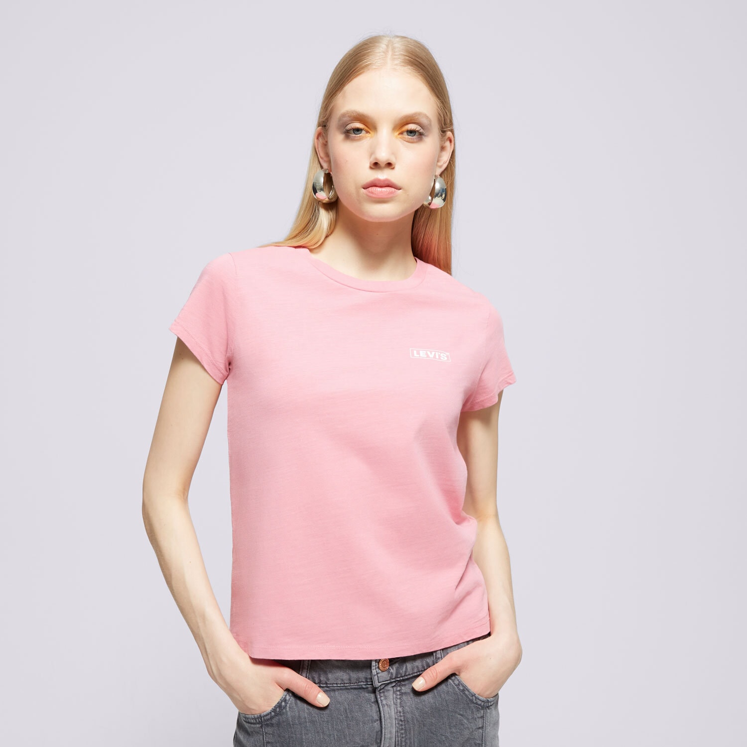 Ženska majica s kratkimi rokavi LEVI'S T-SHIRT GRAPHIC AUTHENTIC TSHIRT PINKS A6126-0046 roza