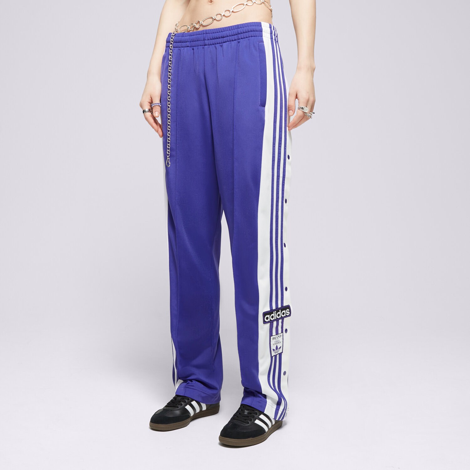 Ženske hlače ADIDAS HLAČE ADIBREAK PANT IP0624 vijolična