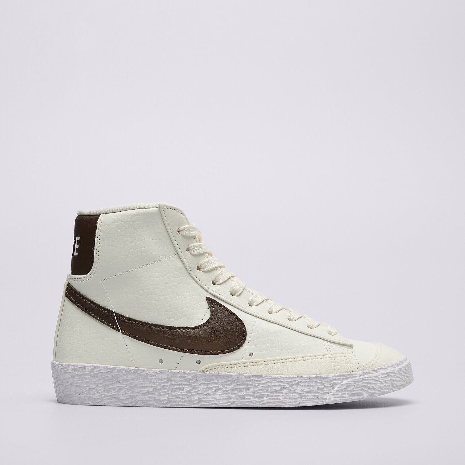 Ženske superge NIKE BLAZER MID '77 NEXT NATURE DQ4124-107 bež