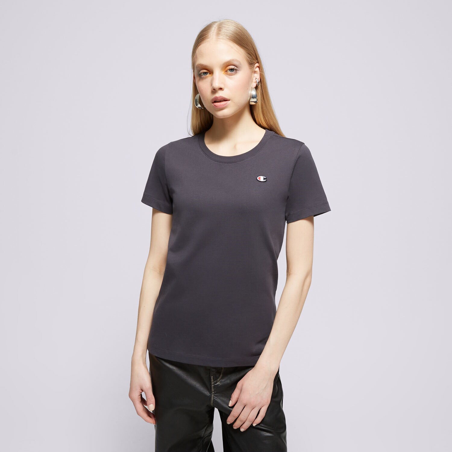 Ženska majica s kratkimi rokavi CHAMPION T-SHIRT CREWNECK TEE 117648ES503 črna
