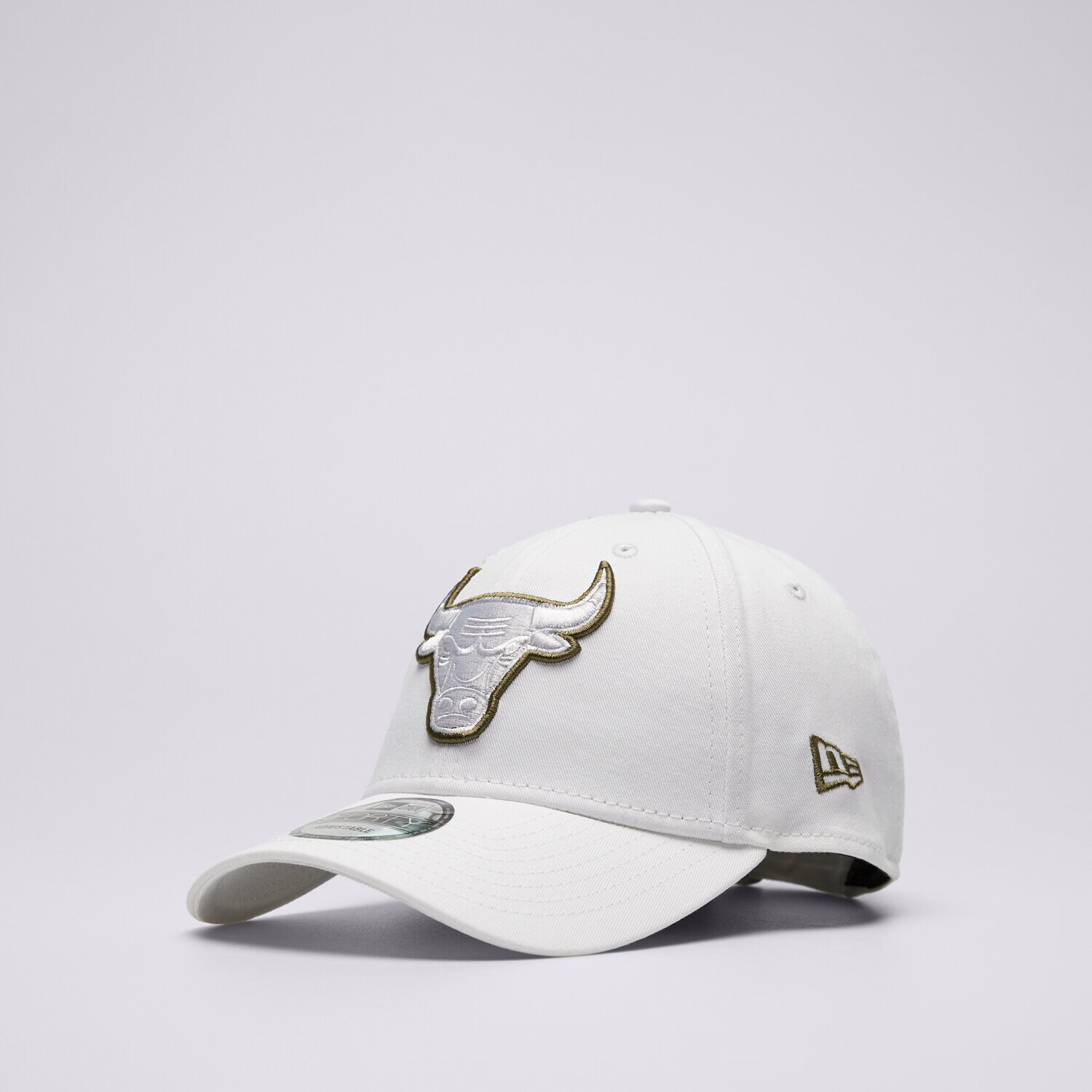 Moška kapa s strešico NEW ERA KAPA TEAM OUTLINE 940 BULLS CHICAGO BULLS 60503406 bela