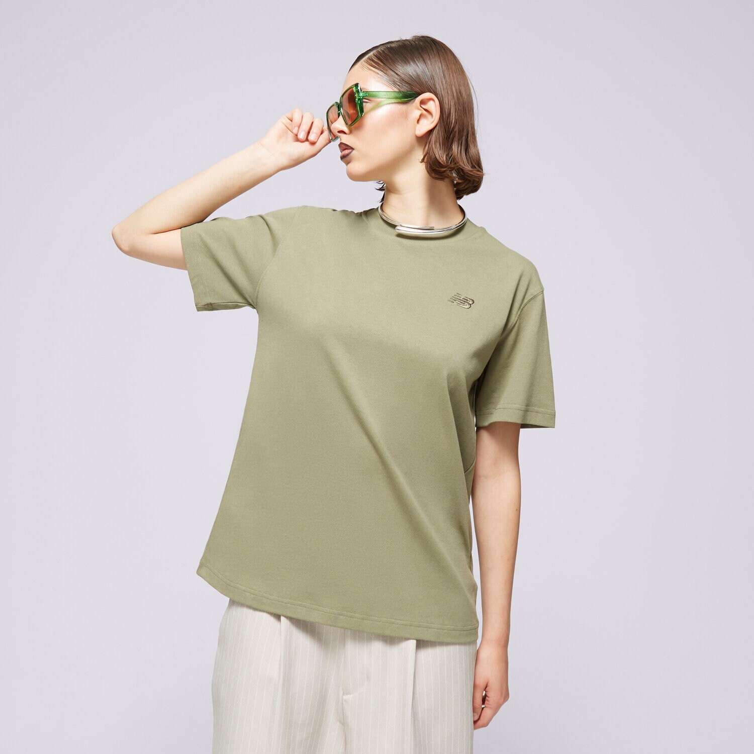 Ženska majica s kratkimi rokavi NEW BALANCE T-SHIRT ATHLETICS JERSEY WT41501DEK kaki