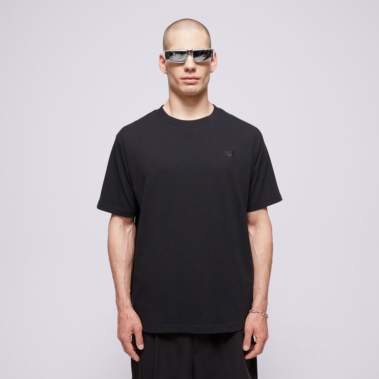 Moška majica s kratkimi rokavi NEW BALANCE T-SHIRT ATHLETICS JERSEY TEE MT41533BK črna