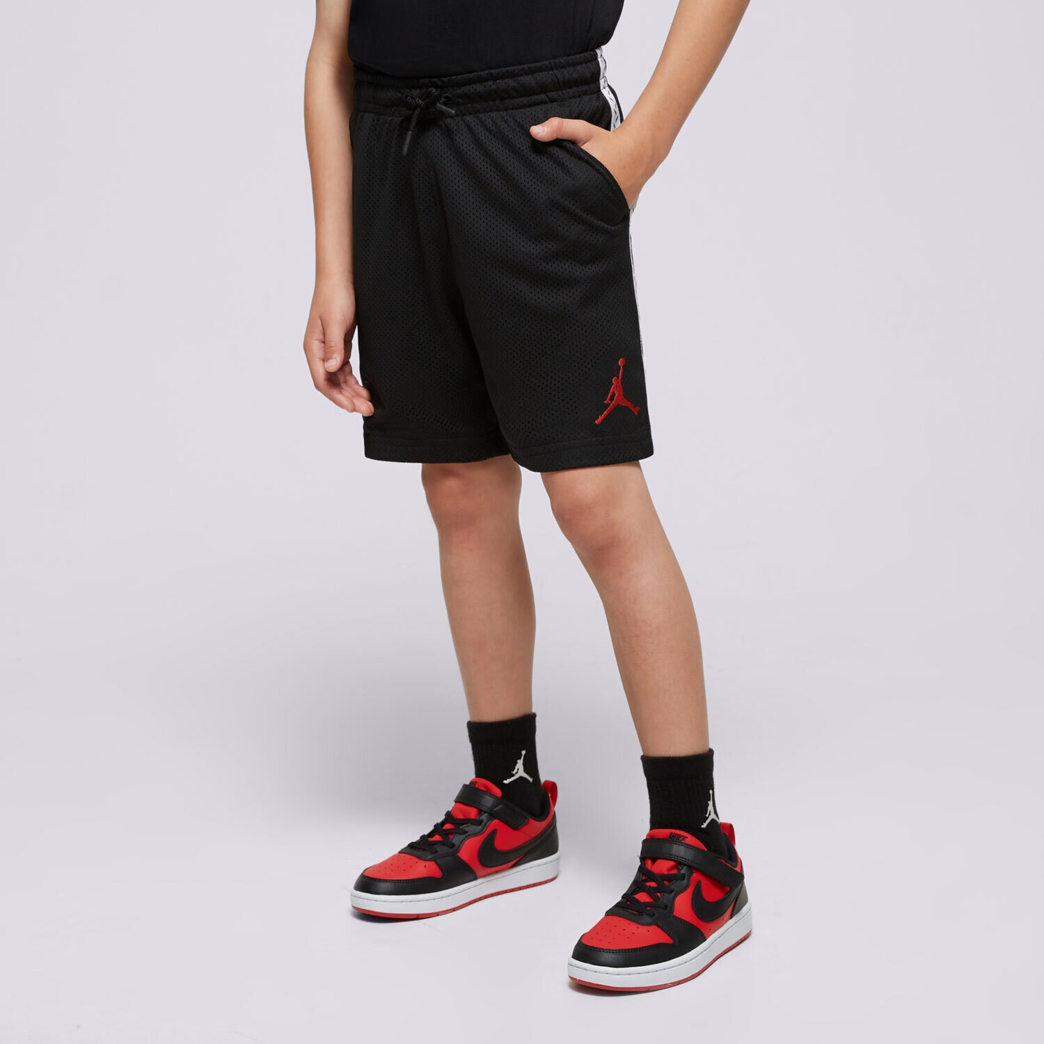 Otroški kratke hlače in obleke JORDAN KRATKE HLAČE JDB MJ FLT MVP MESH SHORT BOY 95C885-023 črna