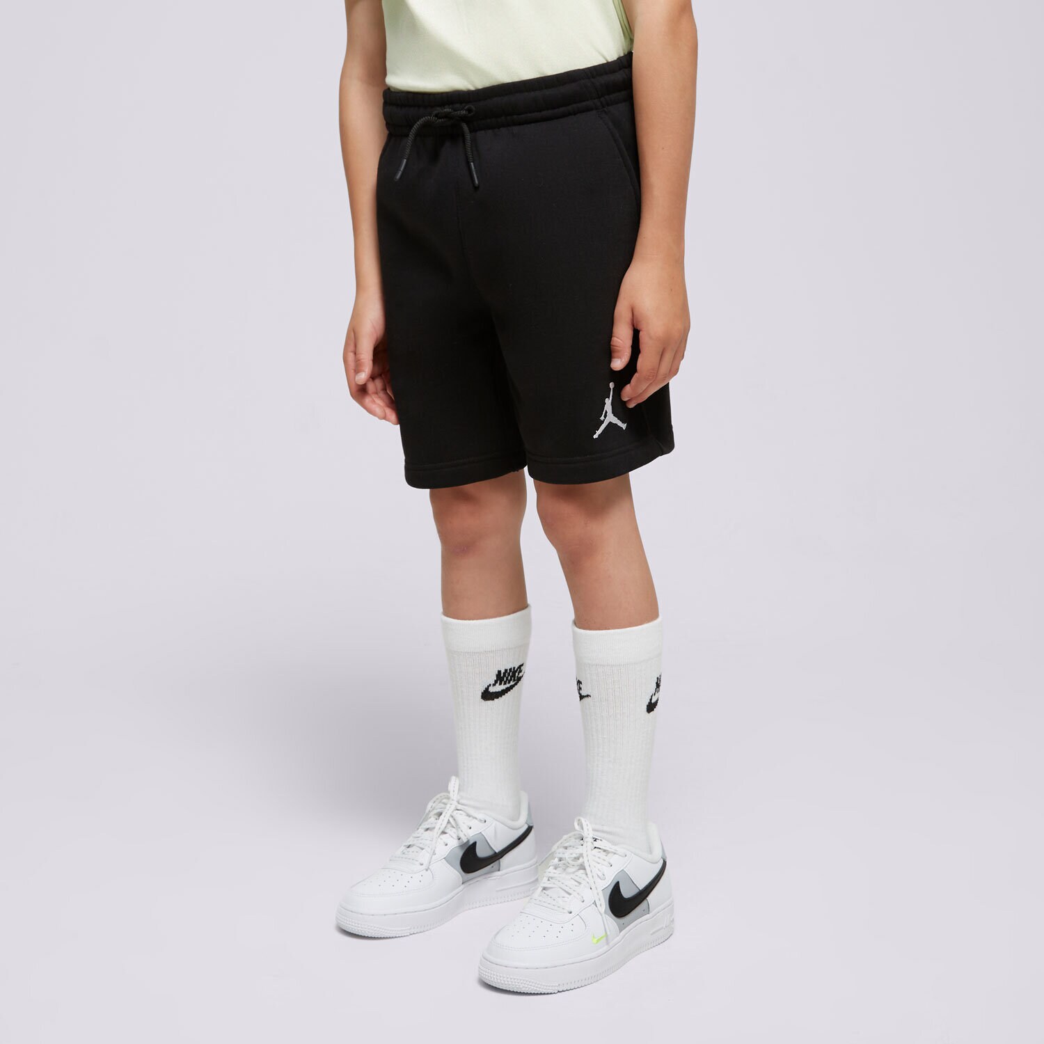 Otroški kratke hlače in obleke JORDAN KRATKE HLAČE JDB MJ ESSENTIALS FLC SHORT BOY 95C576-023 črna