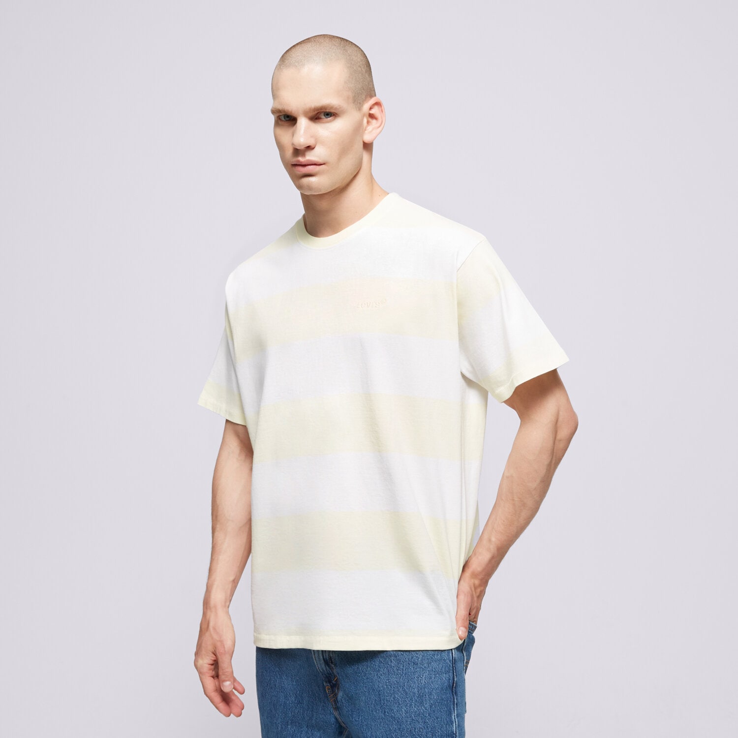 Moška majica s kratkimi rokavi LEVI'S T-SHIRT RED TAB VINTAGE TEE MULTI-COLOR A0637-0098 bela