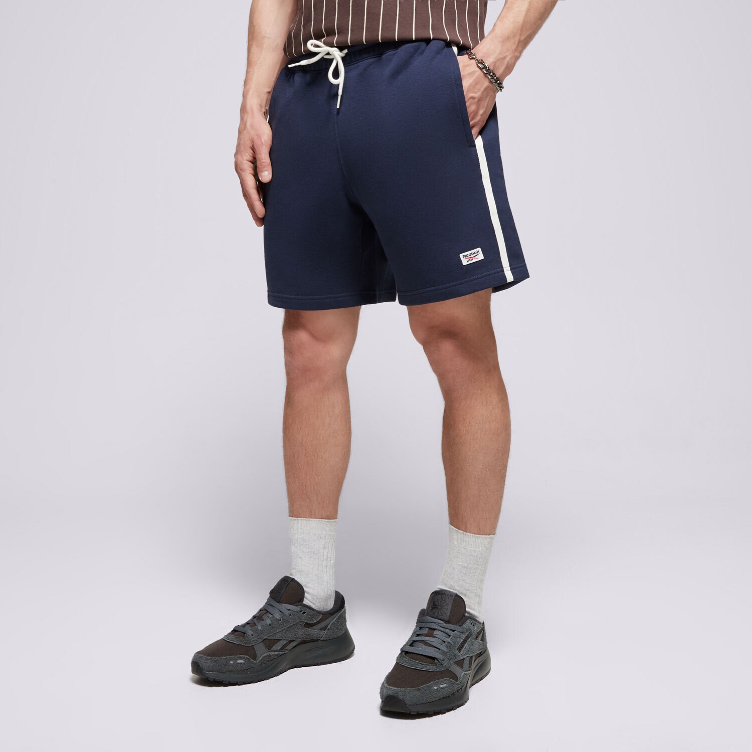 Moški kratke hlače REEBOK KRATKE HLAČE COURT SPORT SHORT 100075660 mornarsko modra