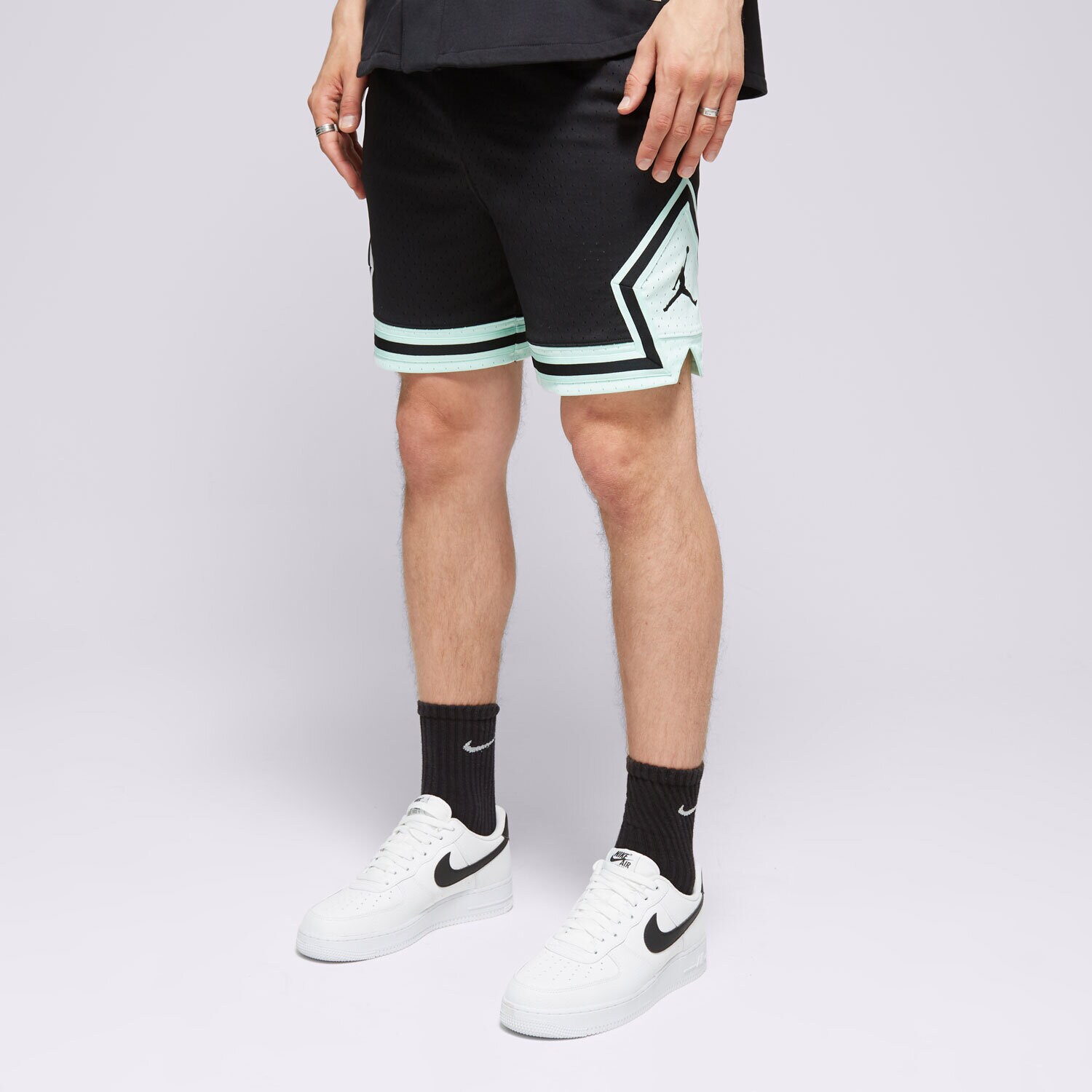 Moški kratke hlače JORDAN KRATKE HLAČE JORDAN DRI-FIT SPORT DX1487-015 črna