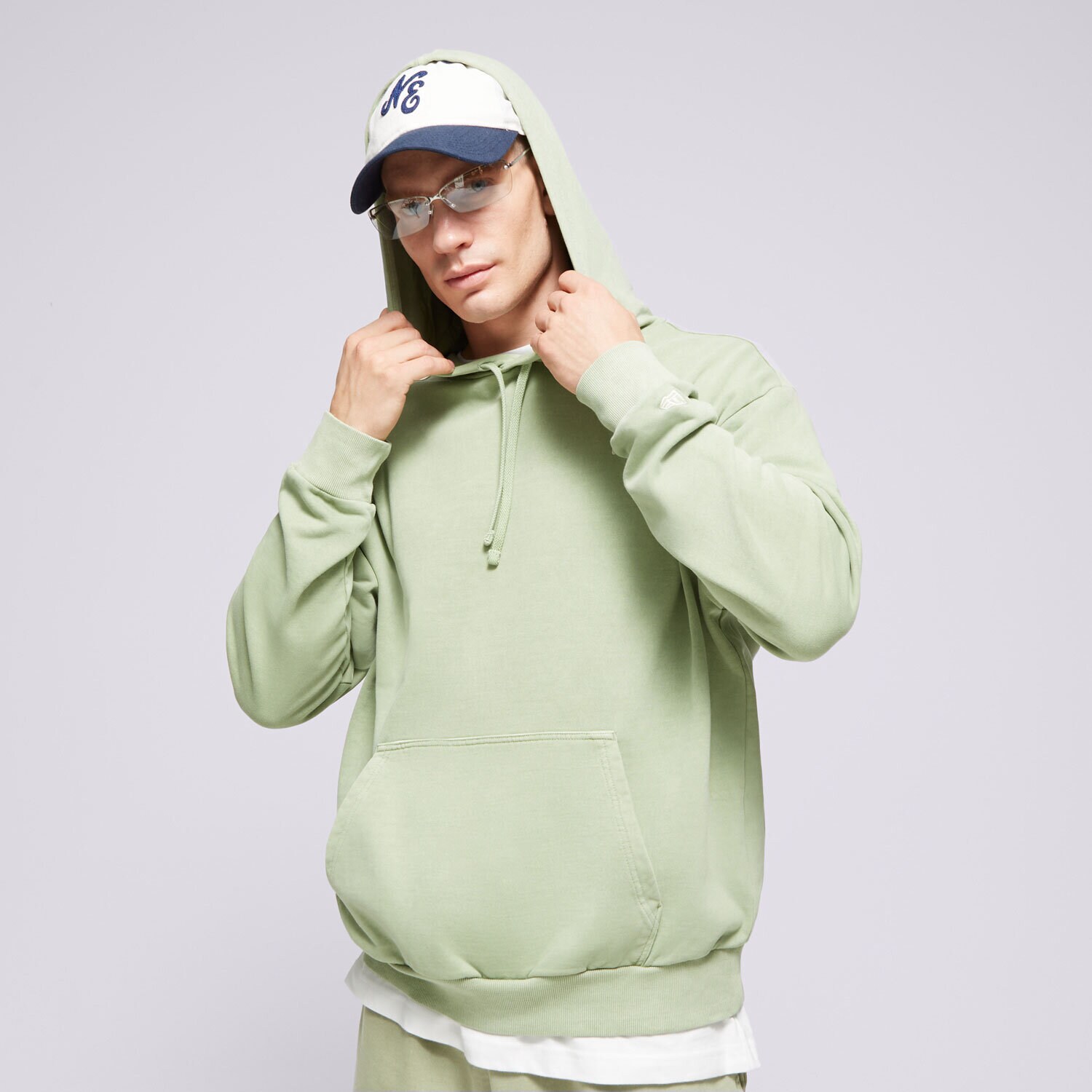 Moški pulover NEW ERA JOPICA S KAPUCO NE WASHED OVERSIZED NONE 60502671 zelena