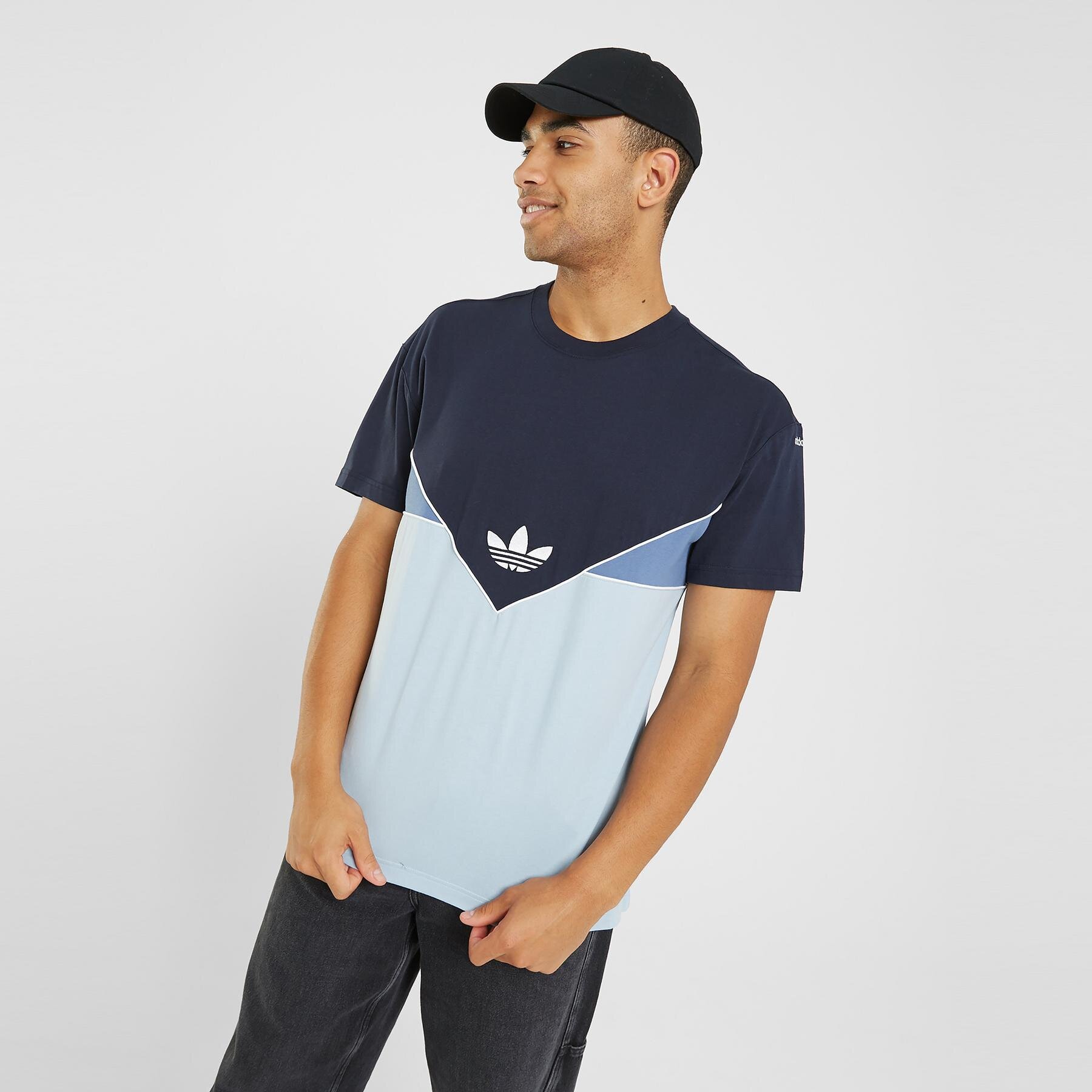 Moška majica s kratkimi rokavi ADIDAS T-SHIRT C TEE TEE IT7787 bela