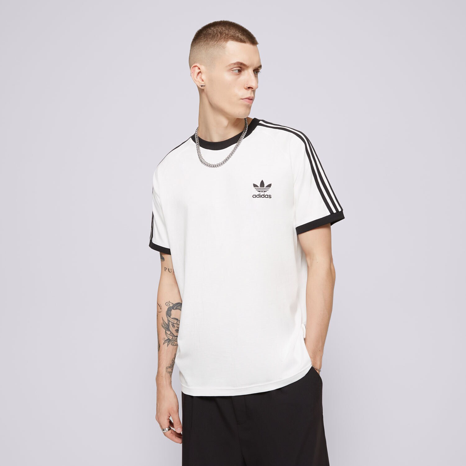 Moška majica s kratkimi rokavi ADIDAS T-SHIRT 3-STRIPES TEE IA4846 bela