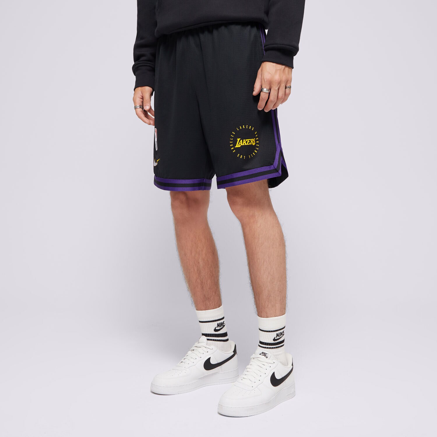Moški kratke hlače NIKE KRATKE HLAČE LAL MNK DF PRGM DNA 8IN SHORT NBA FQ3211-010 črna