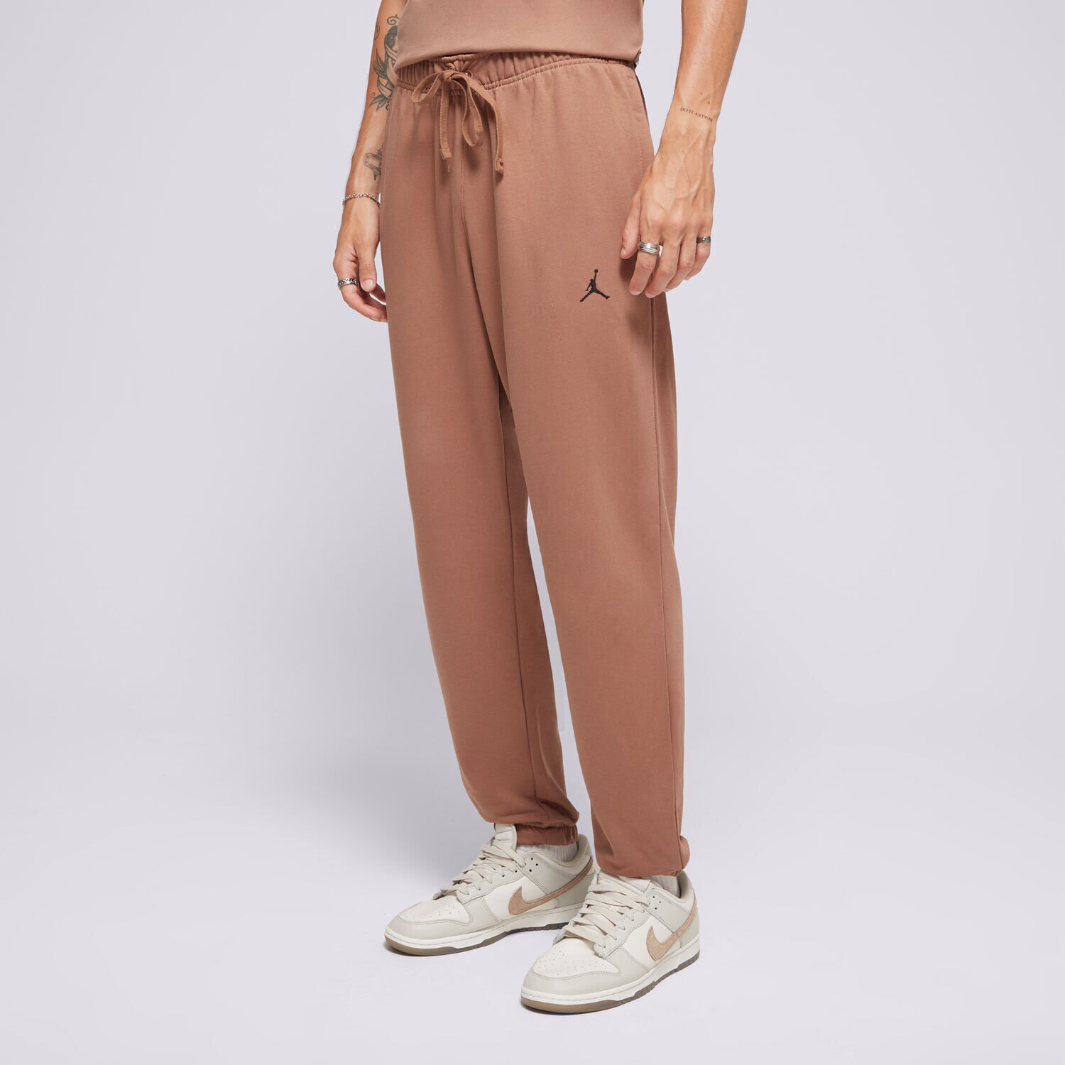 Moški hlače HLAČE M JORDAN DF SPRT CSVR FLC PANT  FV8608-223 rjava