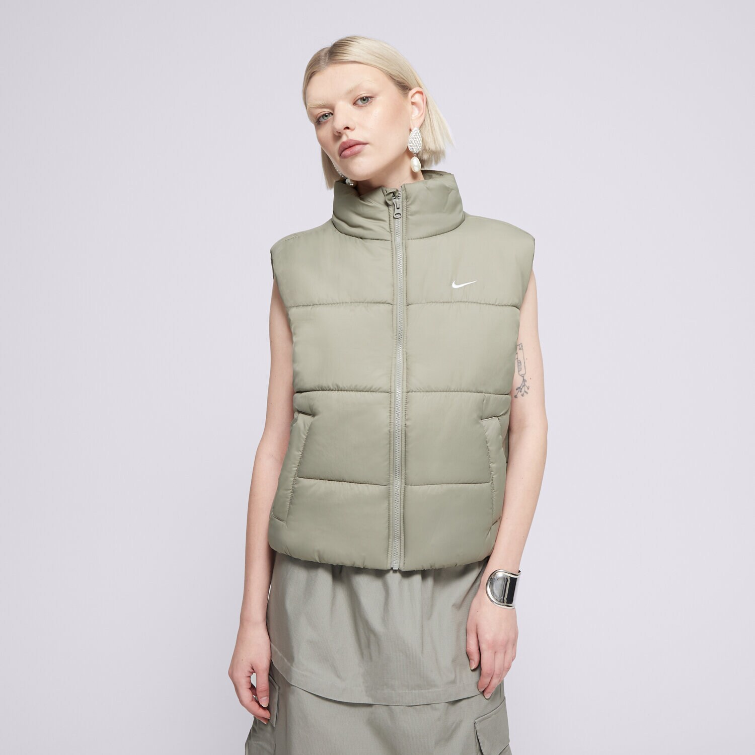 Ženski brezrokavnik NIKE BREZROKAVNIK W NSW TF SYNFL NK CLSC VEST FZ5922-320 kaki