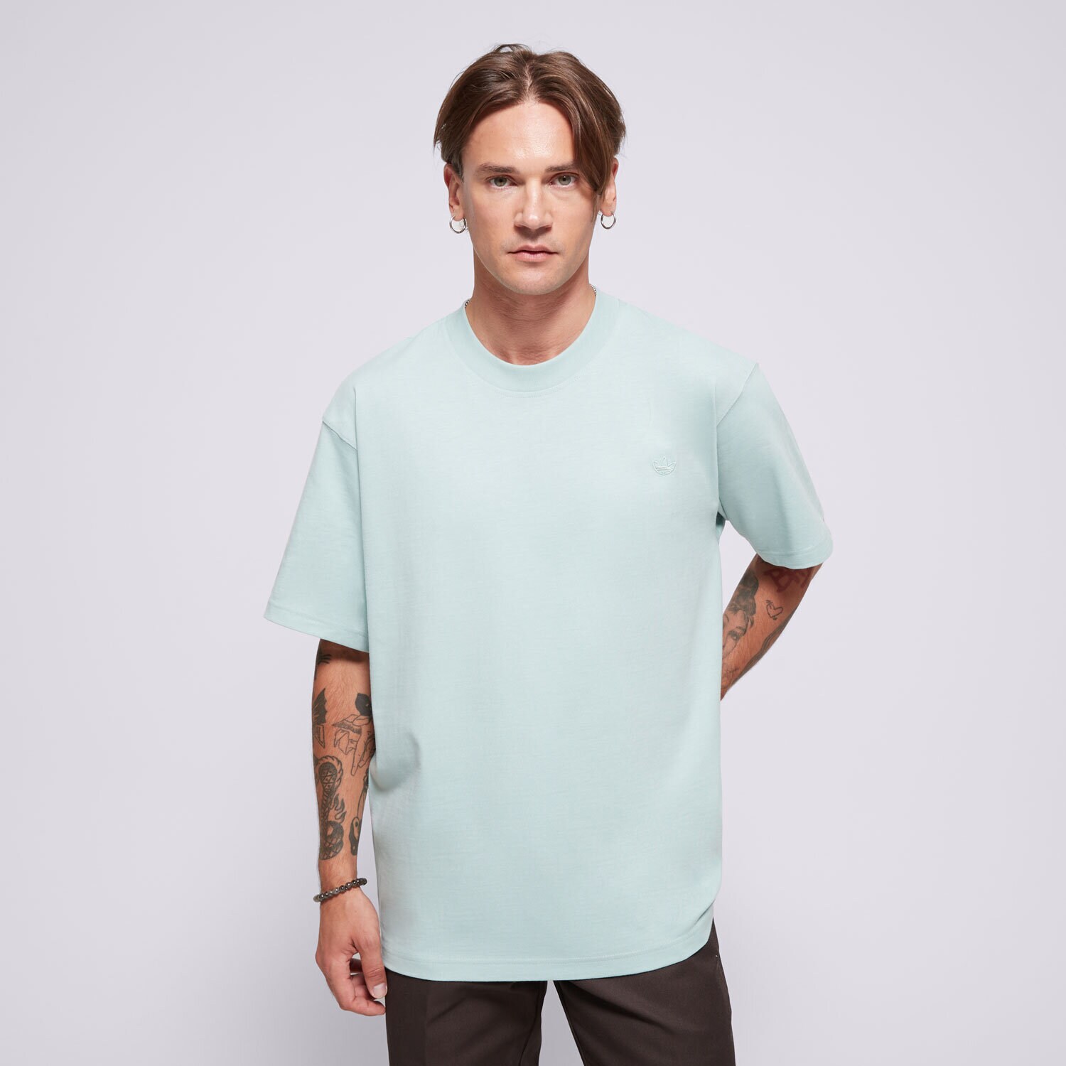 Moška majica s kratkimi rokavi ADIDAS T-SHIRT P ESS TEE IY2257 zelena