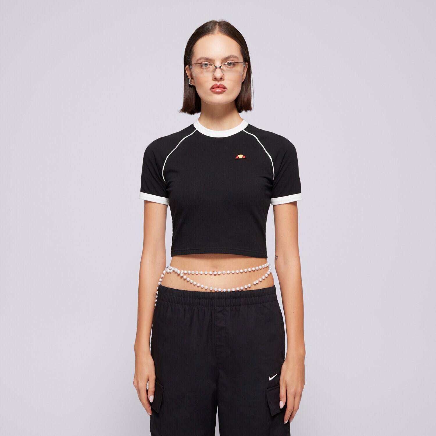 Ženska majica s kratkimi rokavi ELLESSE T-SHIRT CHEVALIER TEE BLK SGX20927011 črna