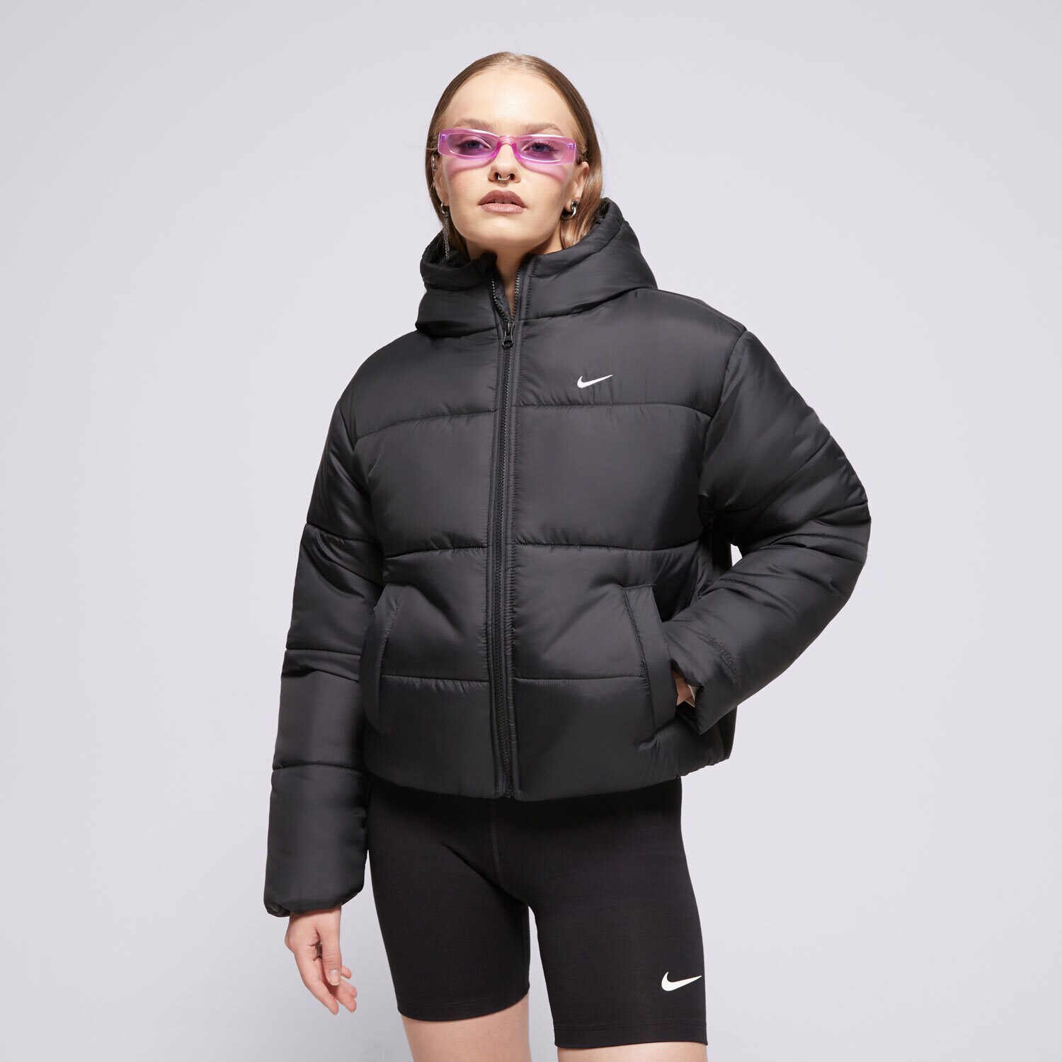 Ženska zimska jakna NIKE JAKNA ZIMSKA W NSW TF SYNFL NK CLSC PFR FZ5899-010 črna