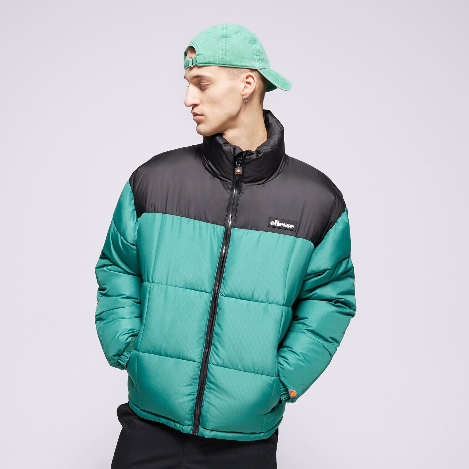 Moška zimska jakna ELLESSE JAKNA PUHASTA ARGENT PADDED BLK/GREEN PADDED JACKET SHX20980022 črna