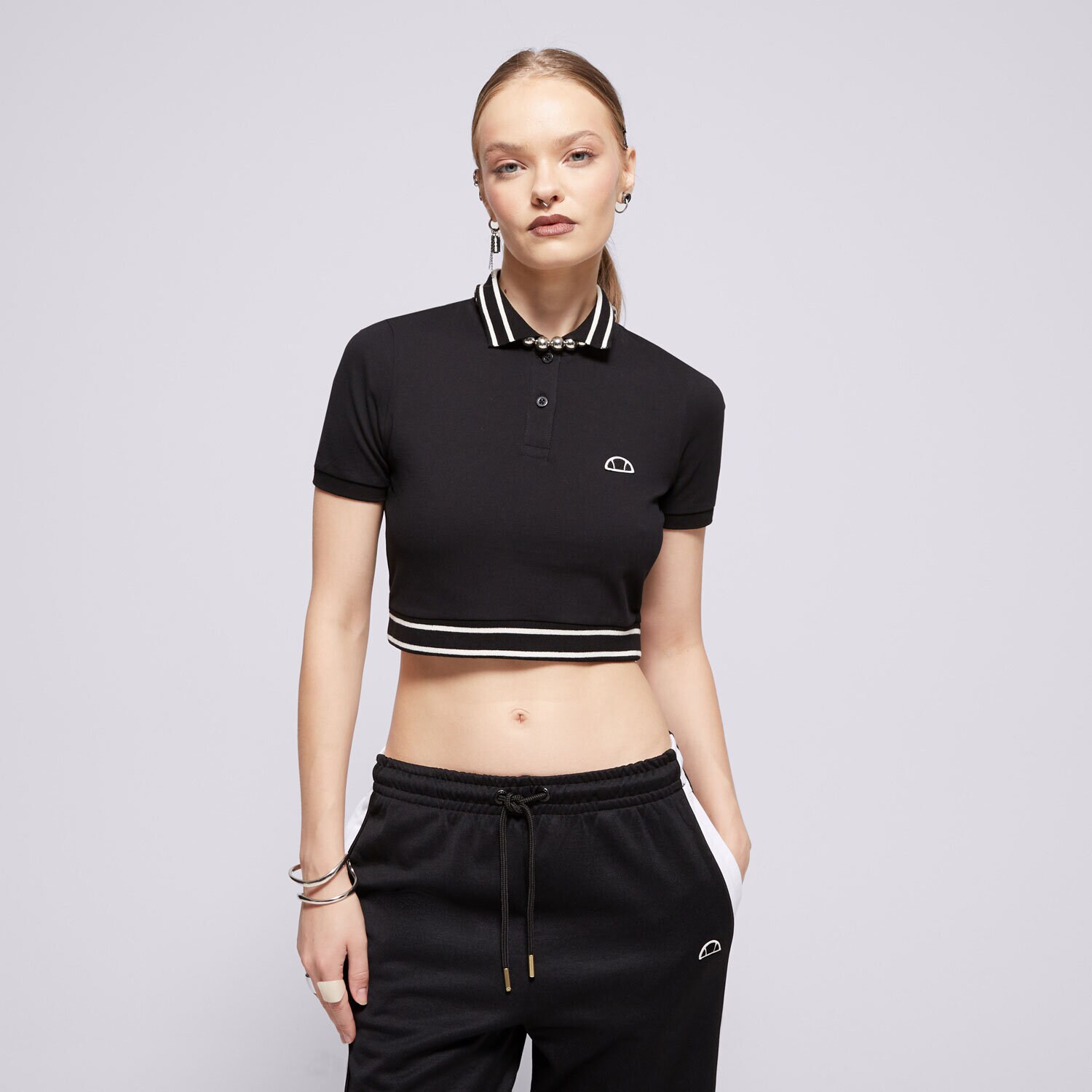 Ženska majica s kratkimi rokavi ELLESSE POLO TRIXIE CROPPED POLO BLK SGX21017011 črna