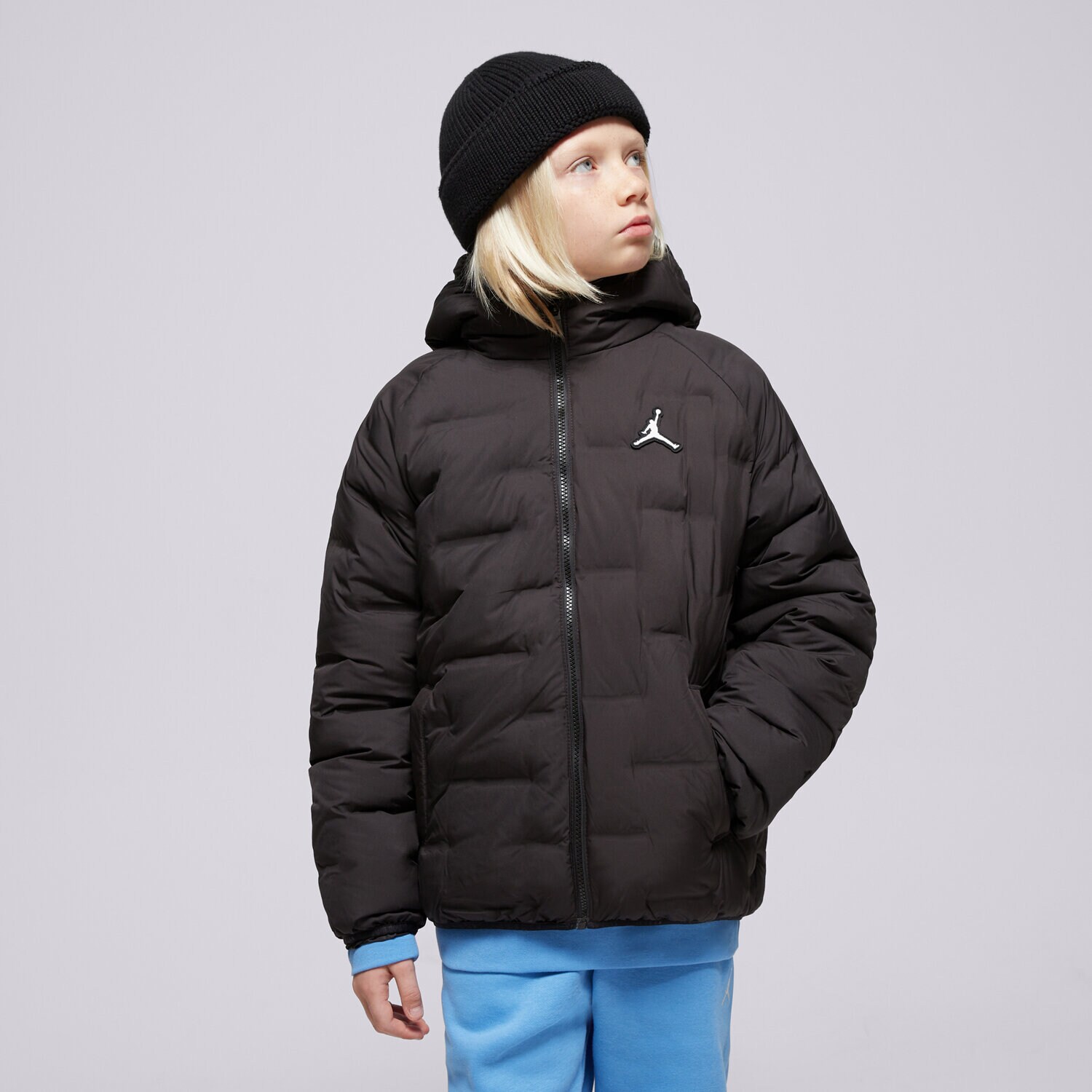 Otroški pulover JORDAN JAKNA ZIMSKA JDN WELDED JORDAN PUFFER BOY 95D194-023 črna