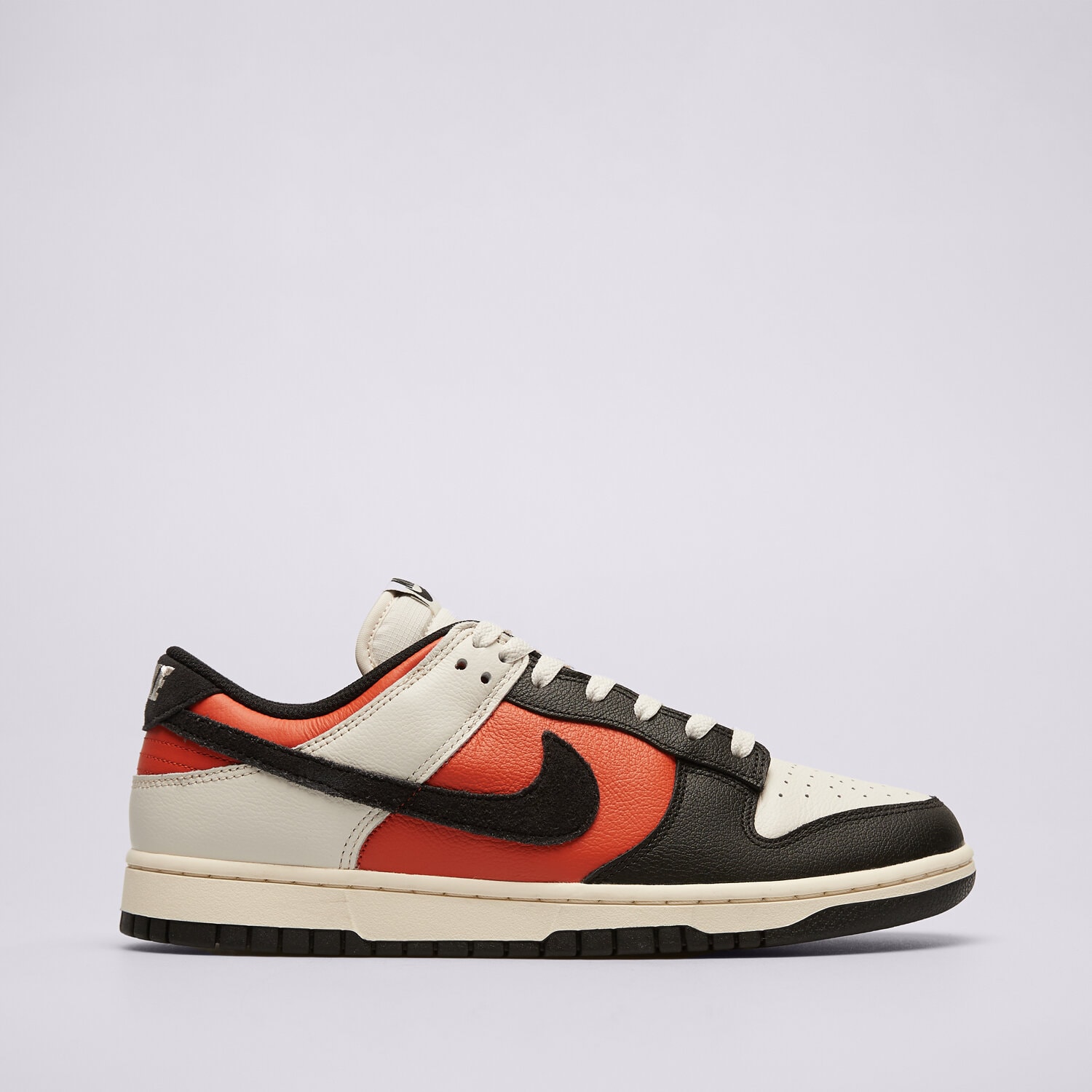 Moški superge NIKE DUNK LOW HQ4988-030 črna
