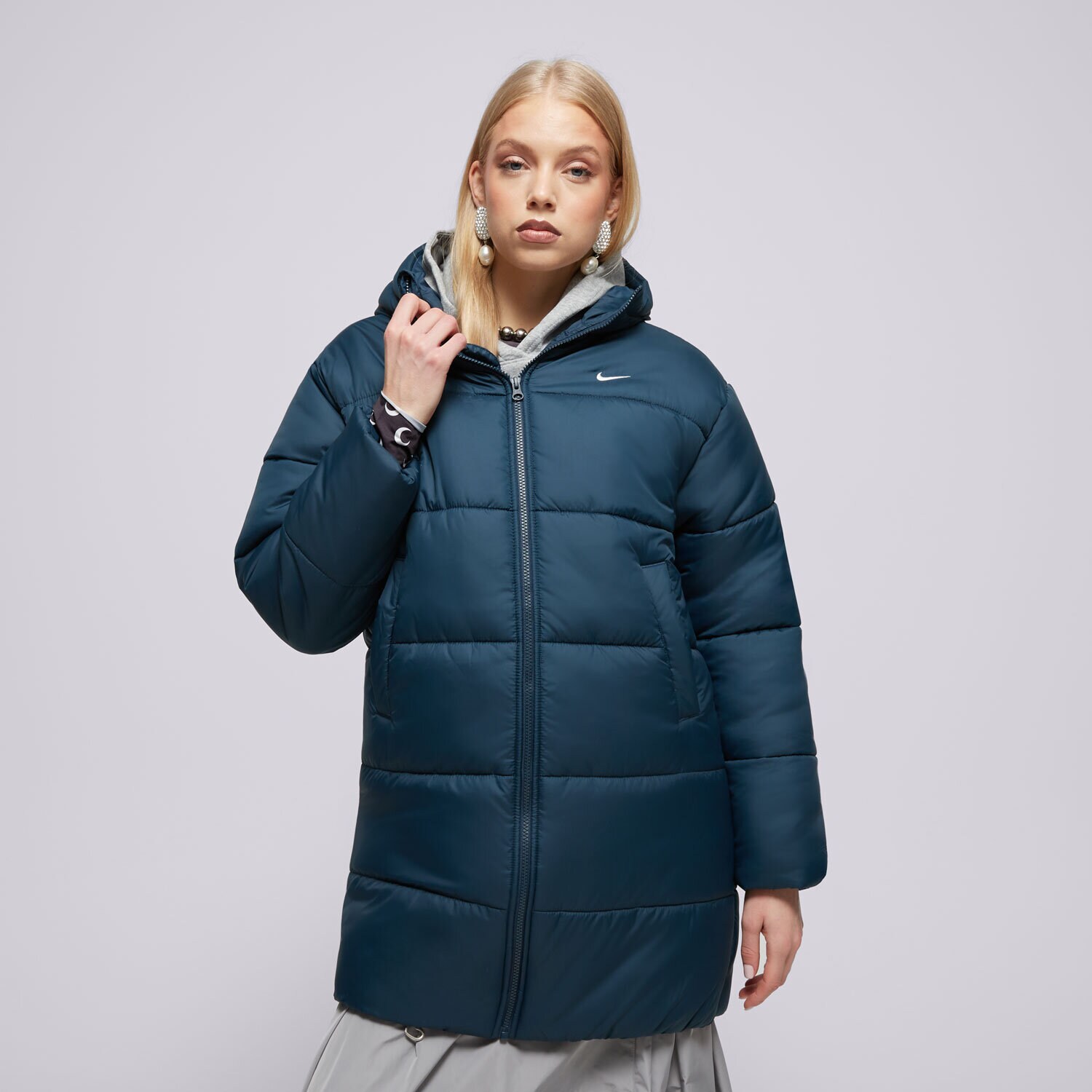 Ženska zimska jakna NIKE PLAŠČ W NSW TF SNFL NK CLSC PRKA FZ5903-478 modra