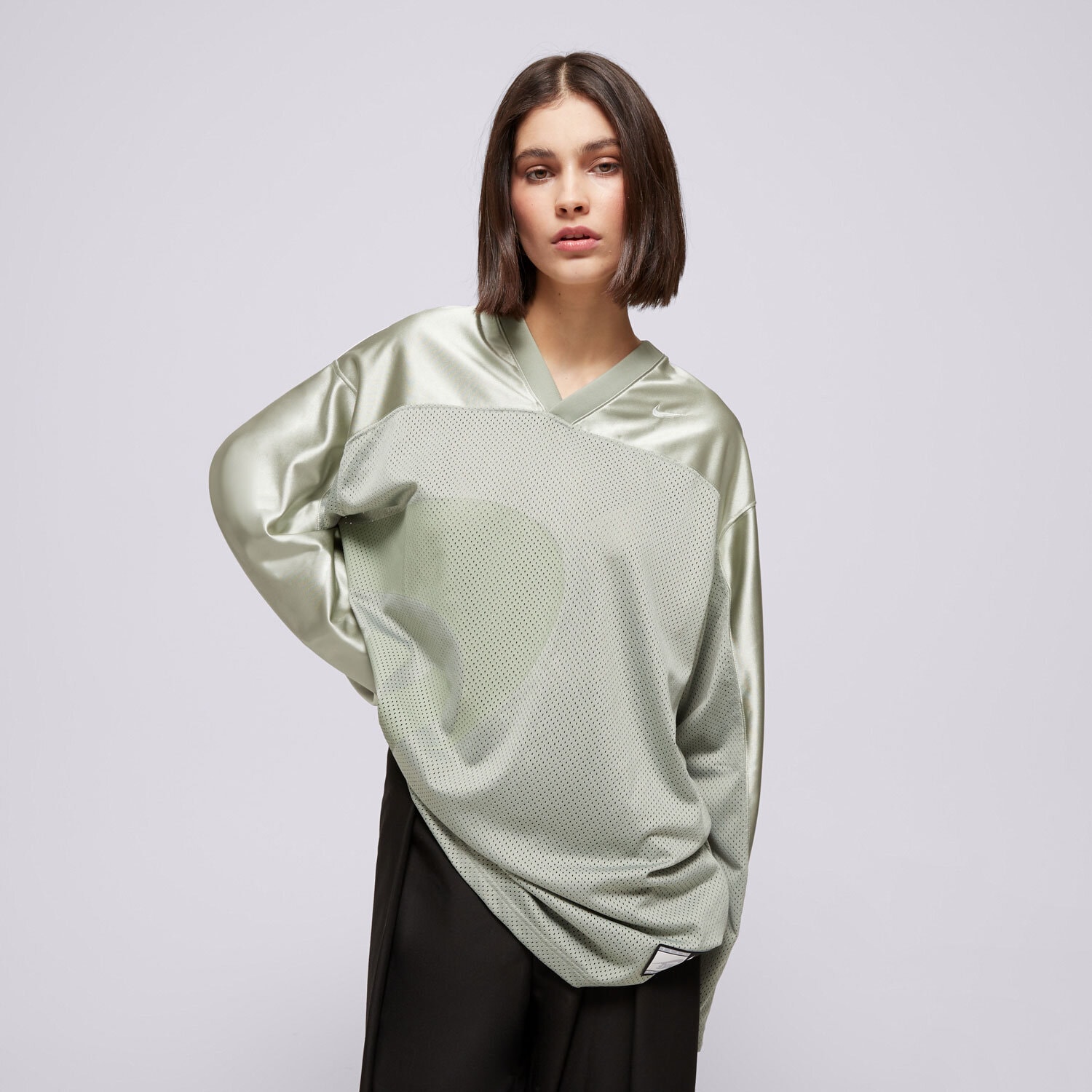 Ženska majica s kratkimi rokavi NIKE MAJICA W NSW LS JERSEY DANCE FV7771-370 zelena