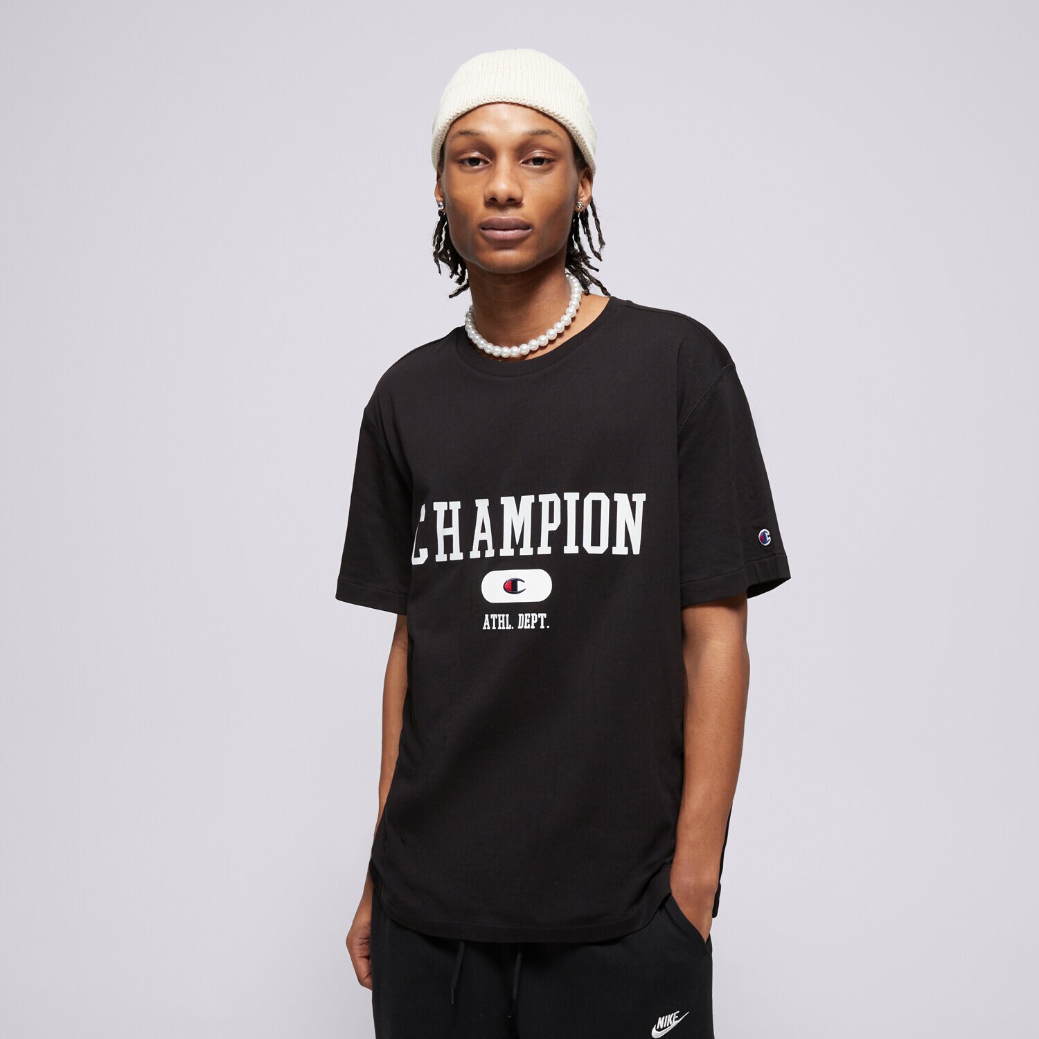 Moška majica s kratkimi rokavi CHAMPION T-SHIRT CREWNECK T-SHIRT 220432KK001 črna