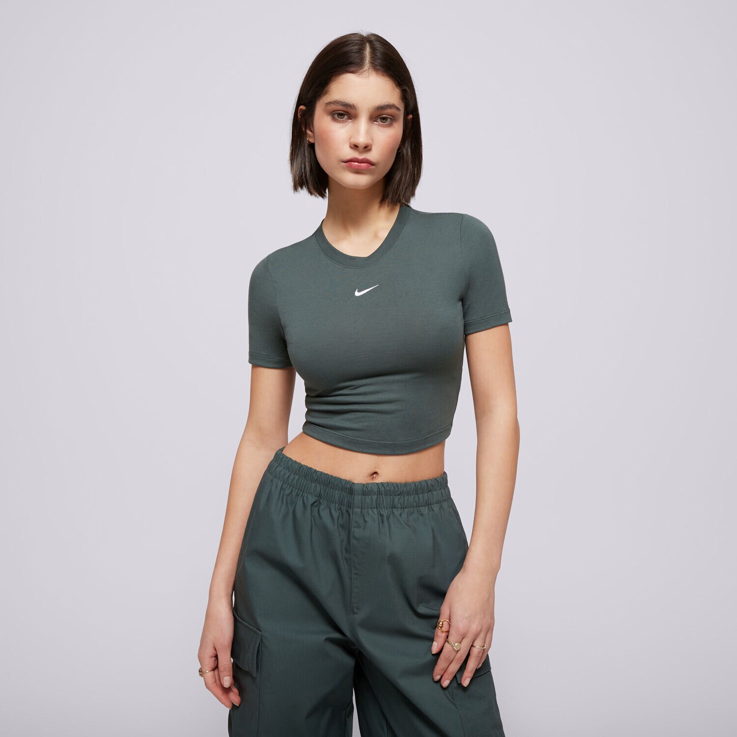 Ženska majica s kratkimi rokavi NIKE MAJICA W NSW ESSNTL SLM CRP FB2873-338 zelena