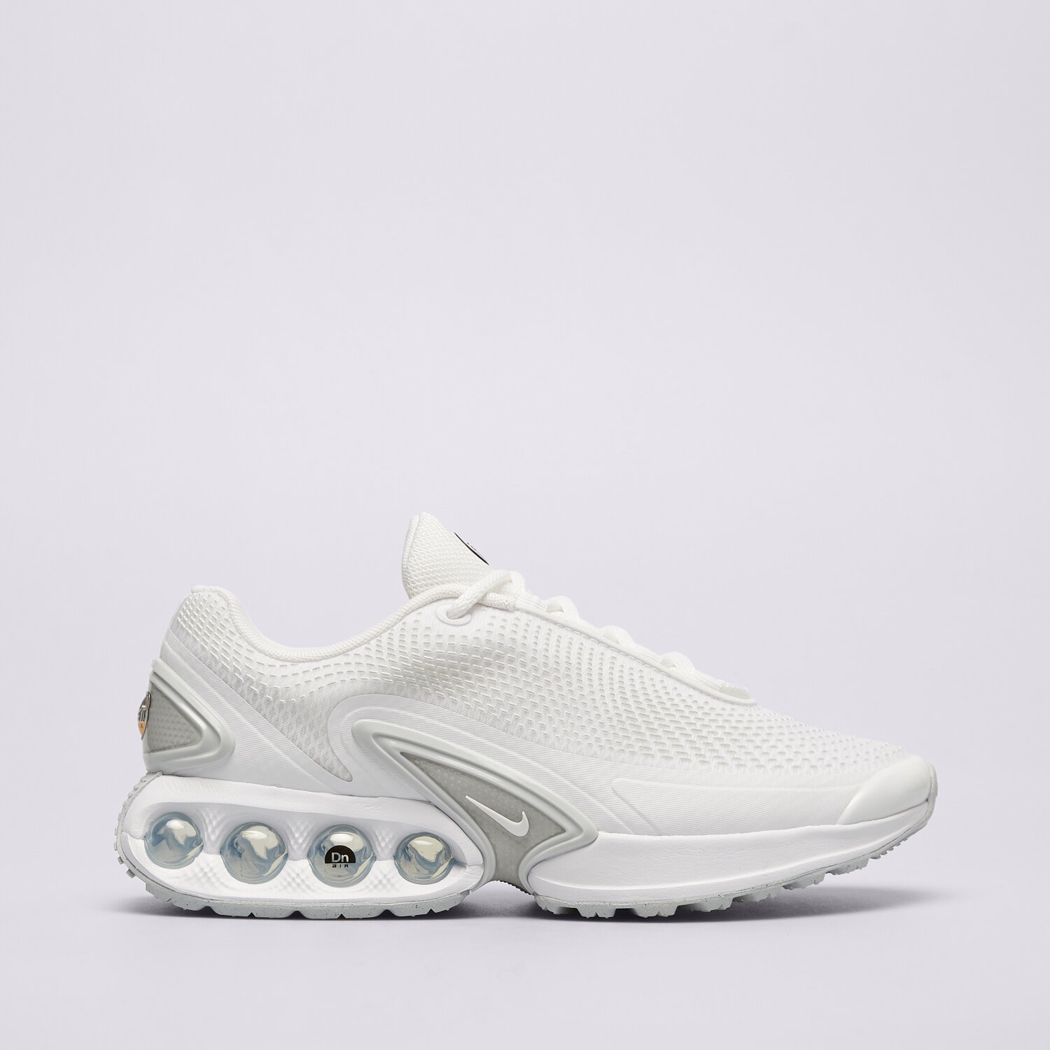 Ženske superge NIKE W AIR MAX DN  FJ3145-102 bela