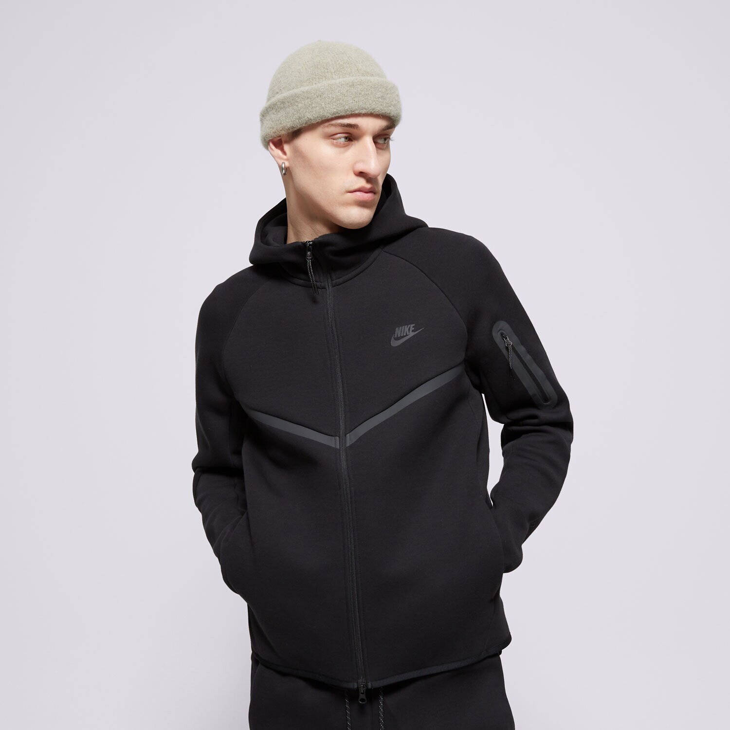 Moški pulover NIKE JOPICA S KAPUCO M NK TCH FLC FZ WR HOODIE HV0949-010 črna