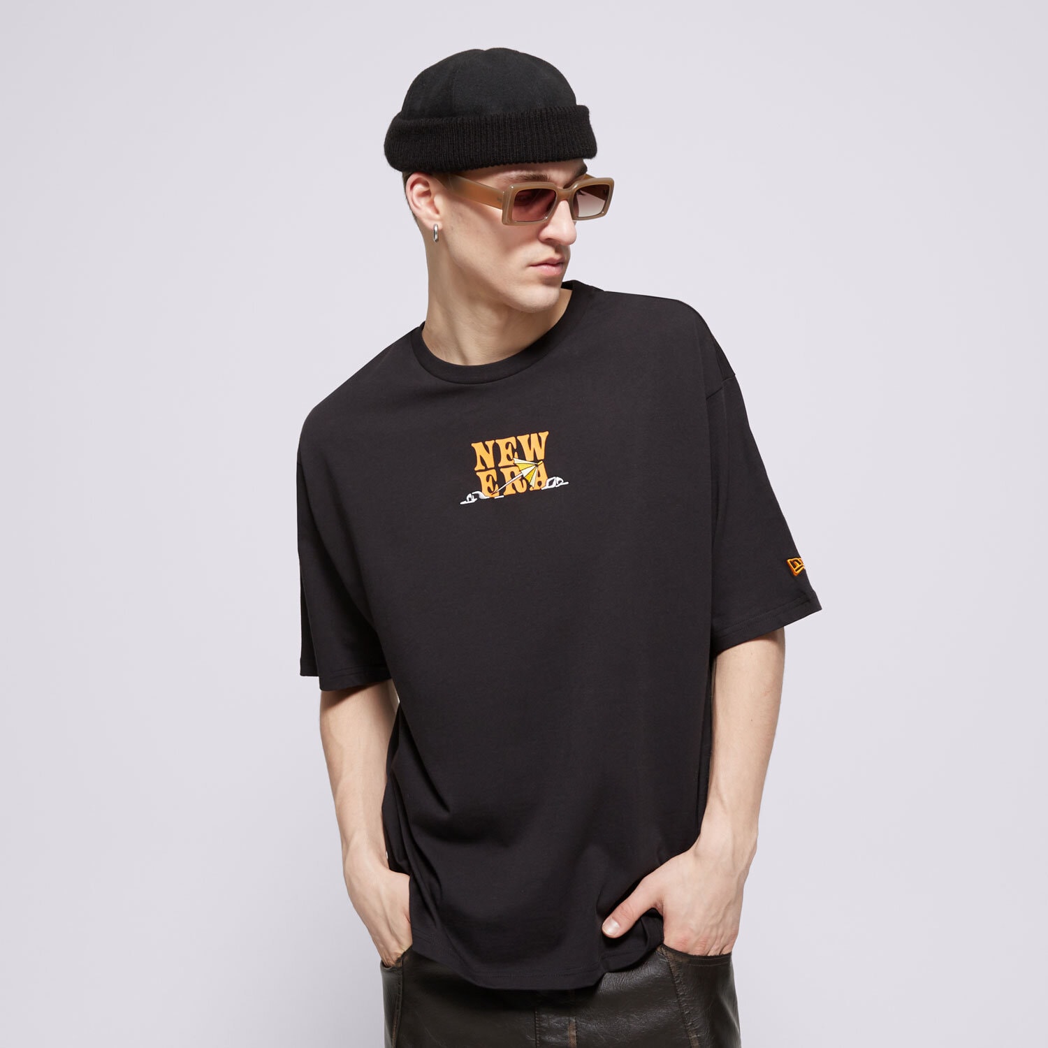 Moška majica s kratkimi rokavi NEW ERA T-SHIRT NE DRINK GRAPHIC OS NONE 60596305 črna