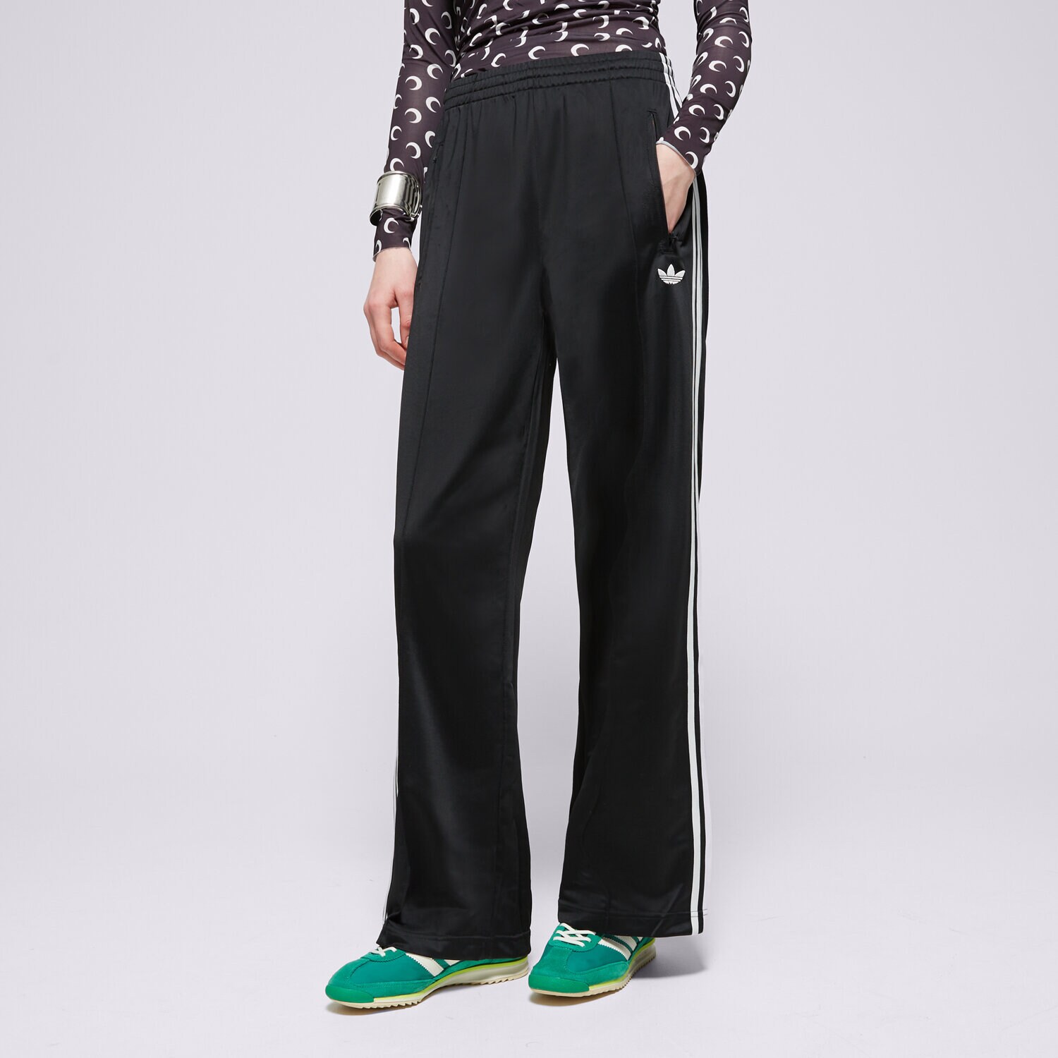 Ženske hlače ADIDAS HLAČE FBIRD LOOSE TP JC8245 črna