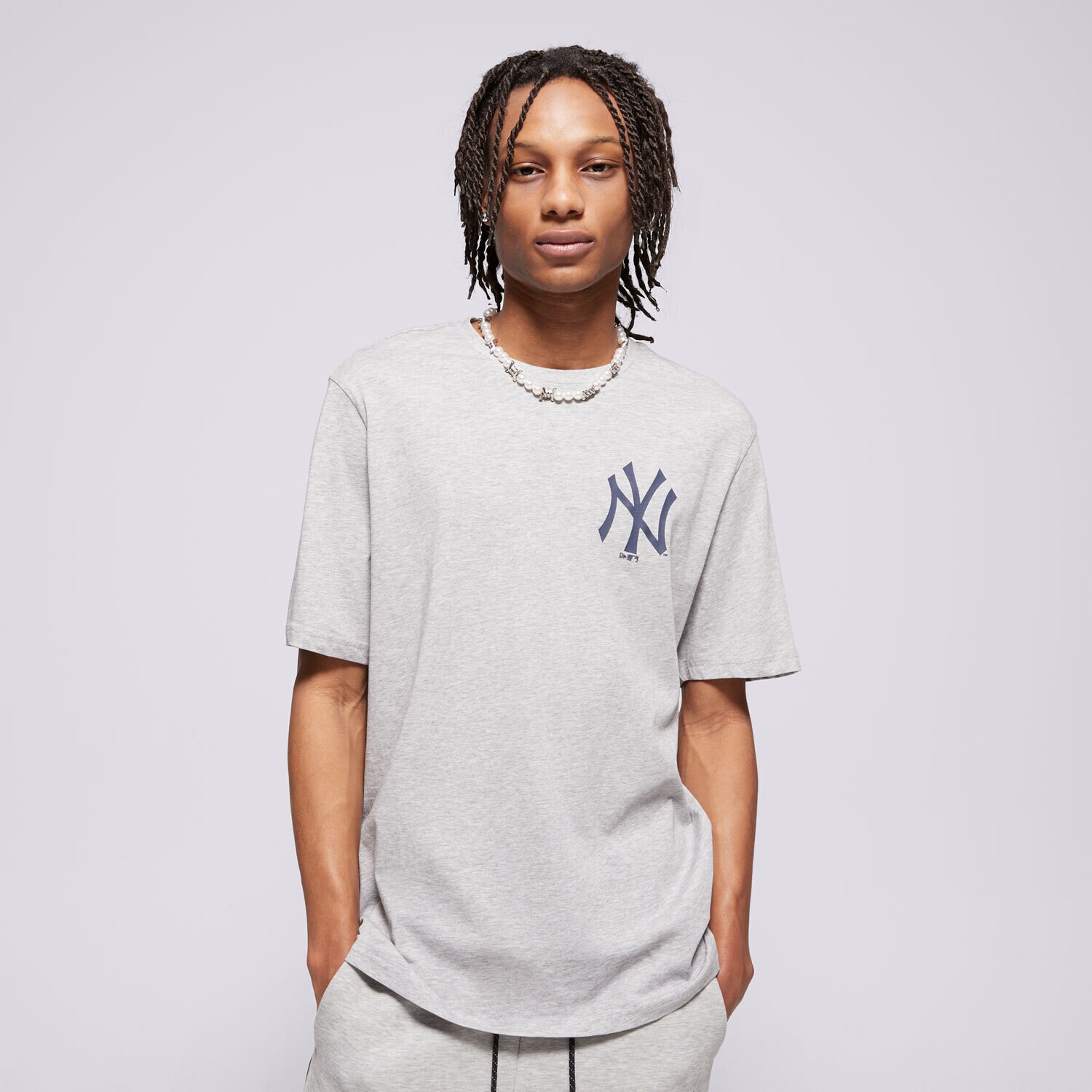 Moška majica s kratkimi rokavi NEW ERA T-SHIRT MLB PENNANT NYY NEW YORK YANKEES 60596204 siva