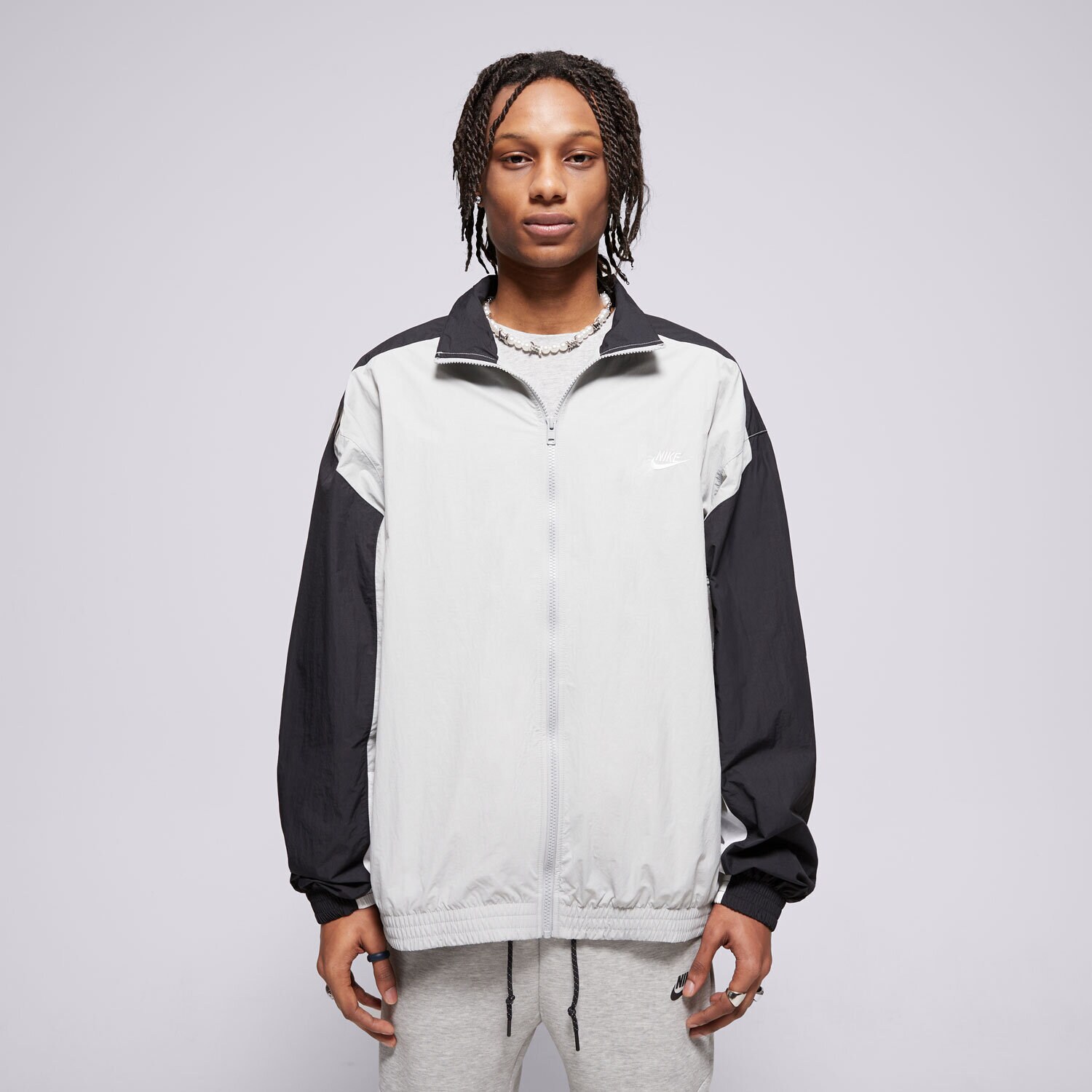 Moška jakna za prehodni čas NIKE JAKNA ORTALION M NK CLUB WVN TRK JKT OS HQ6109-077 pisana