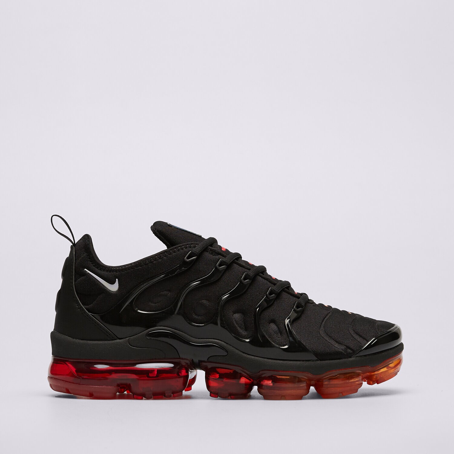 Moški superge NIKE AIR VAPORMAX PLUS CV1645-001 črna