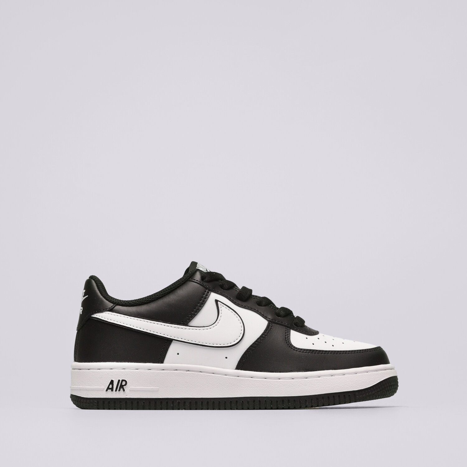 Otroški superge NIKE AIR FORCE 1 LV8 2 DV1621-001 črna